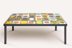 Table basse en céramique emblématique Roger Capron, années 1960