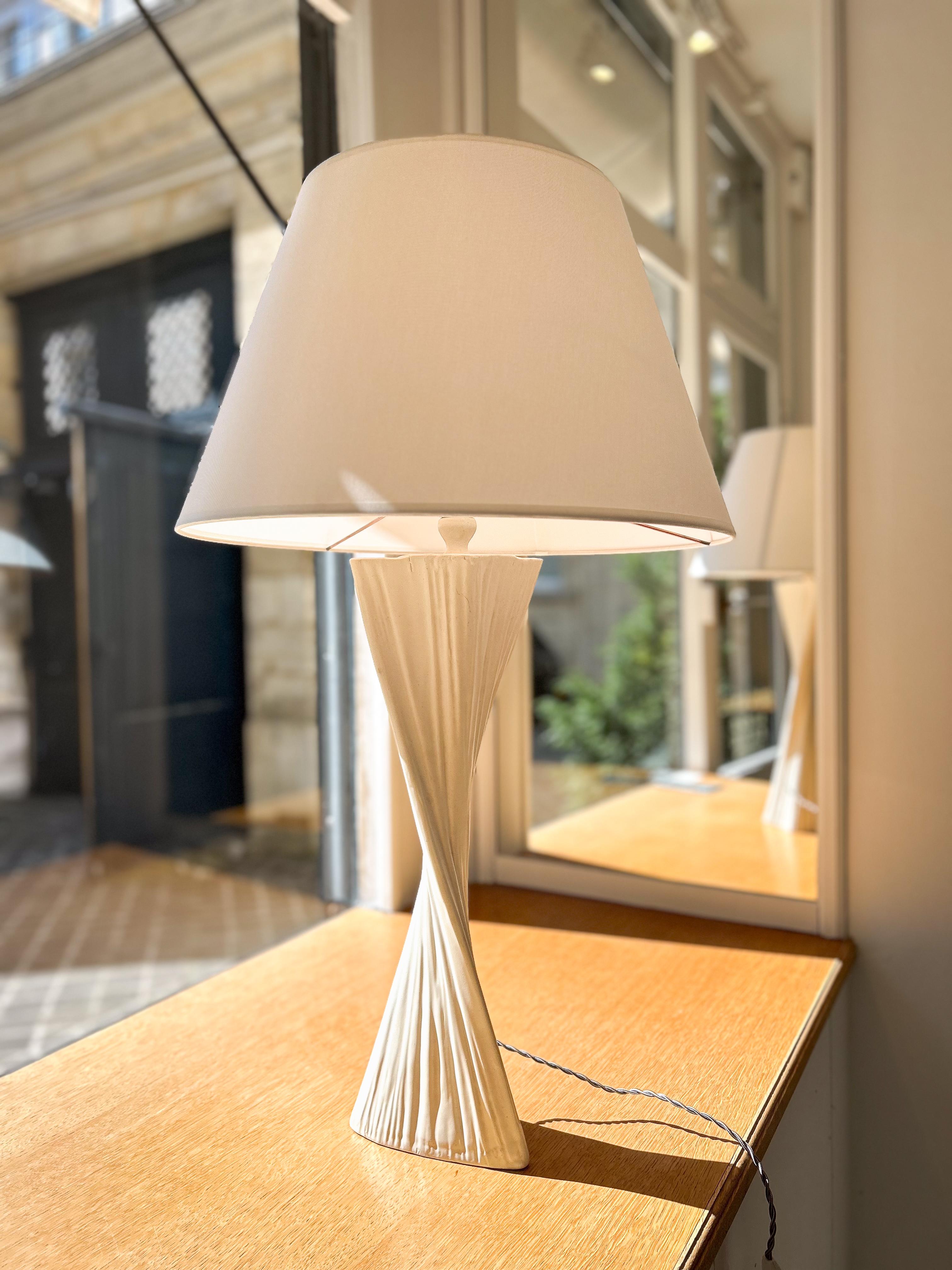 Roger Capron Mid-Century Modern Timeless Table Lamp For Sale
