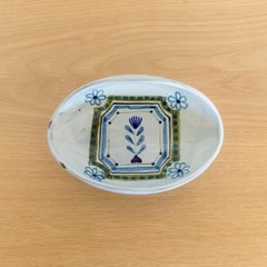 Roger Capron Bemalte Keramikschale mit Blumenmotiv