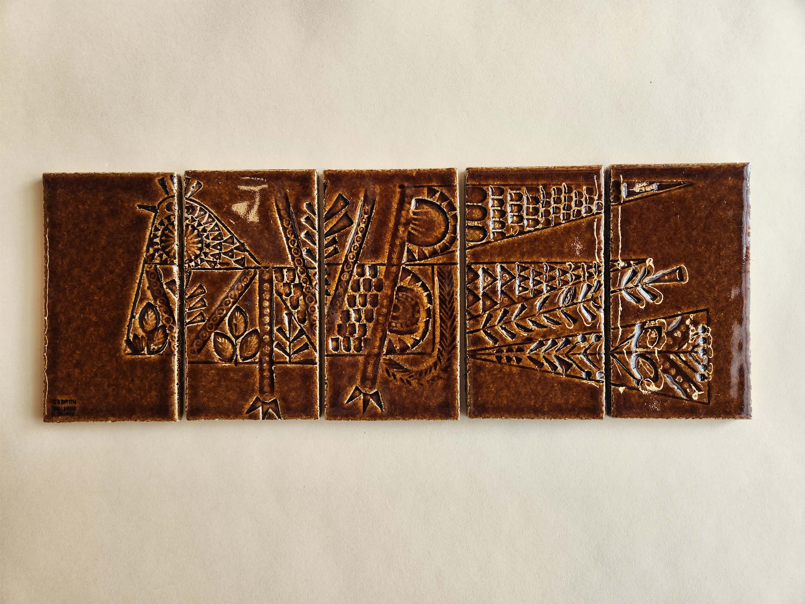 Francese Roger Capron - Pannello con 5 piastrelle di ceramica - BIRD in vendita