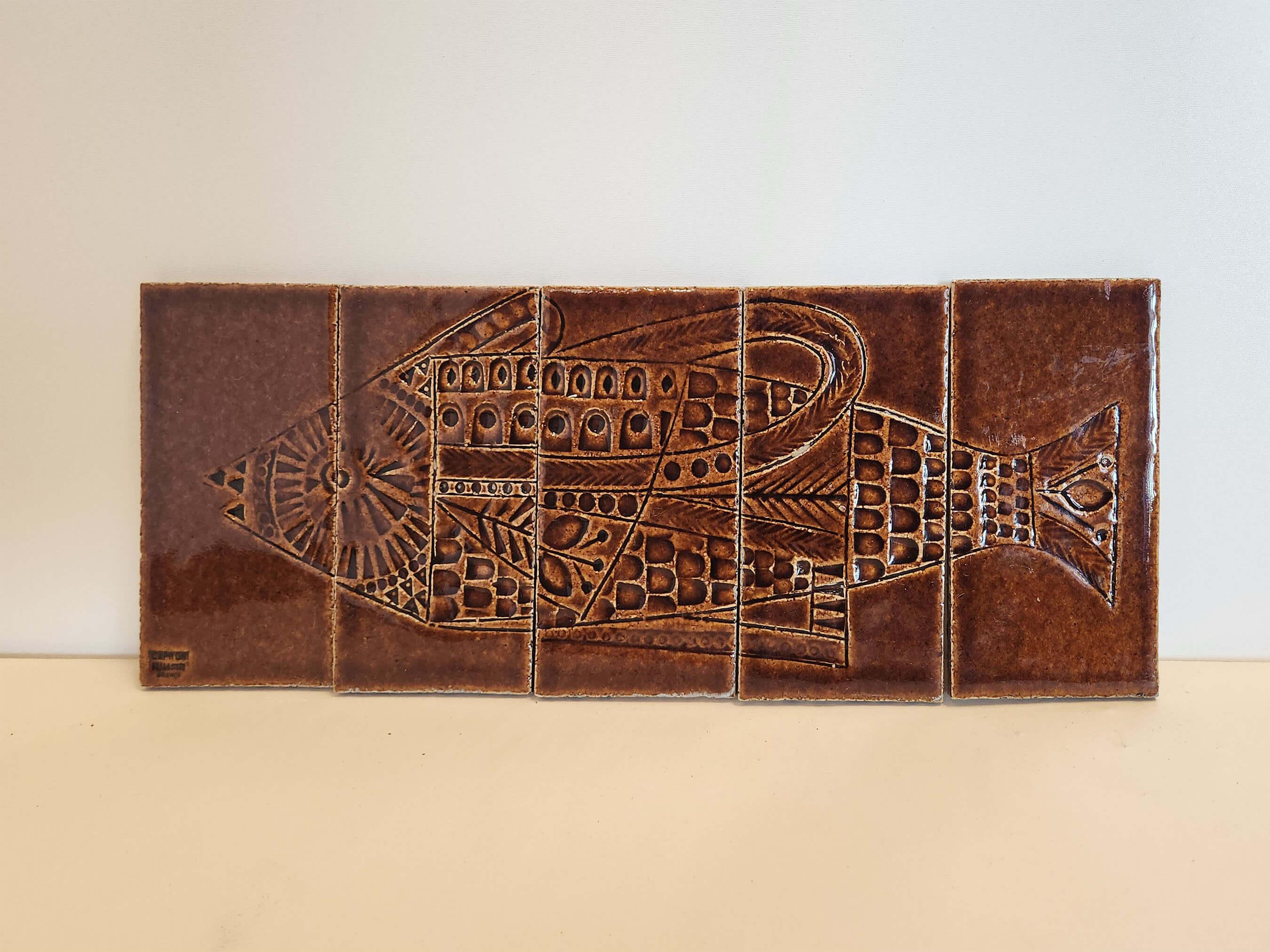 Mid-Century Modern Panneau avec 5 carreaux de céramique Roger Capron - FISH 2 en vente