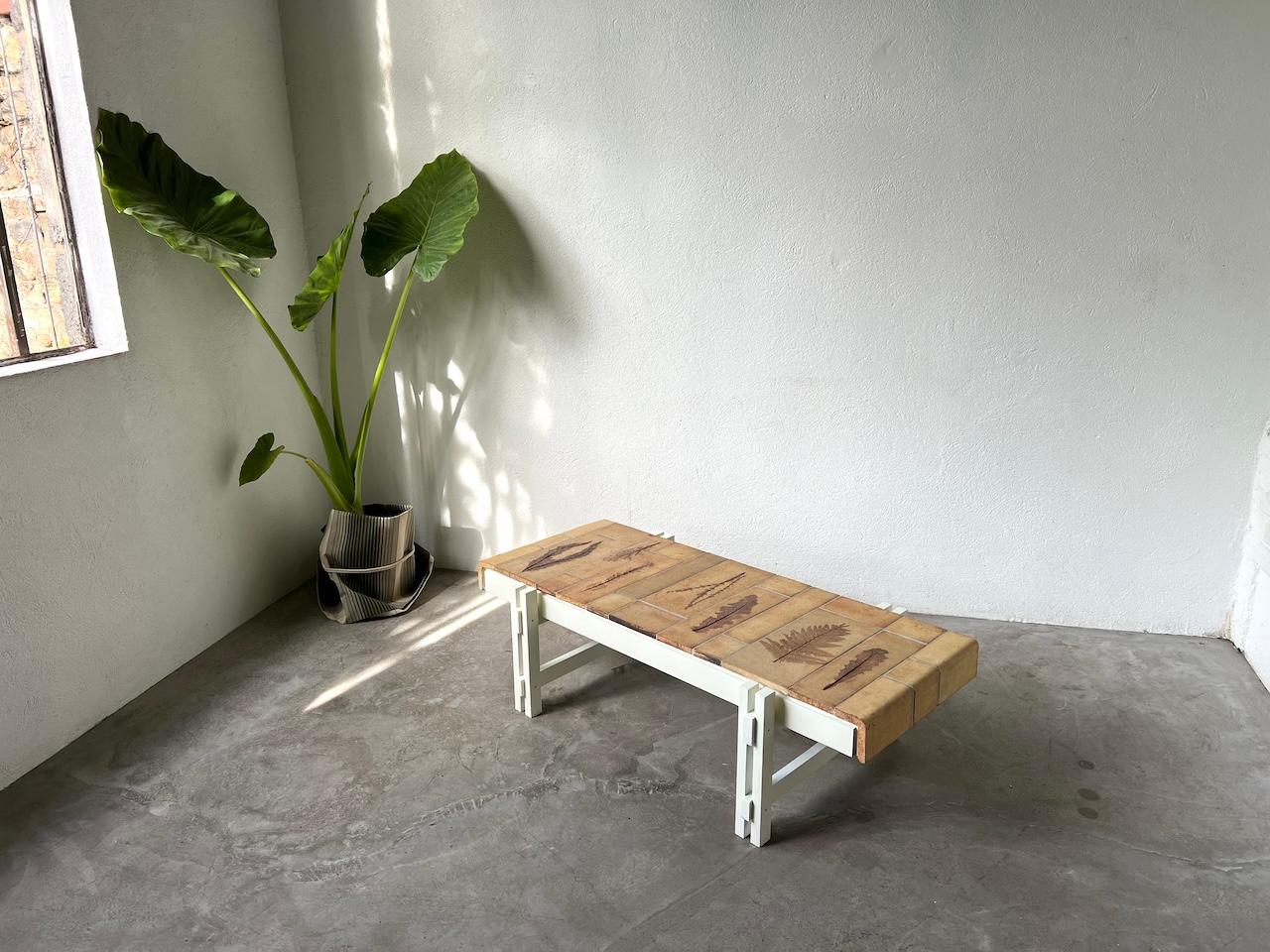 Roger Capron rectangular coffee table, France 1960 For Sale 10