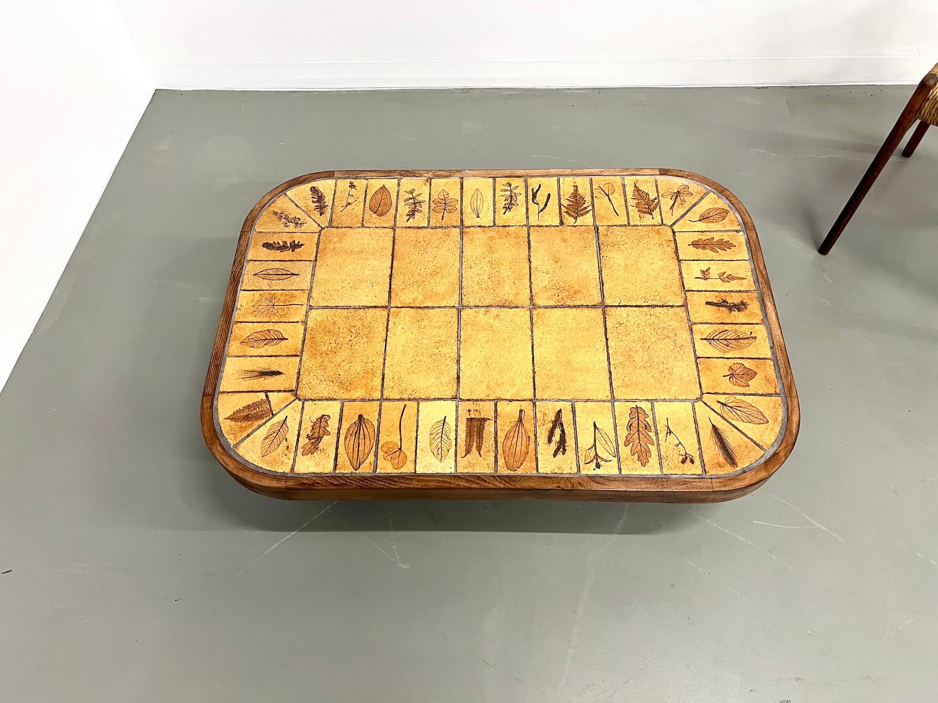 Mid-Century Modern Table basse rectangulaire Roger Capron, modèle Herbiers en vente