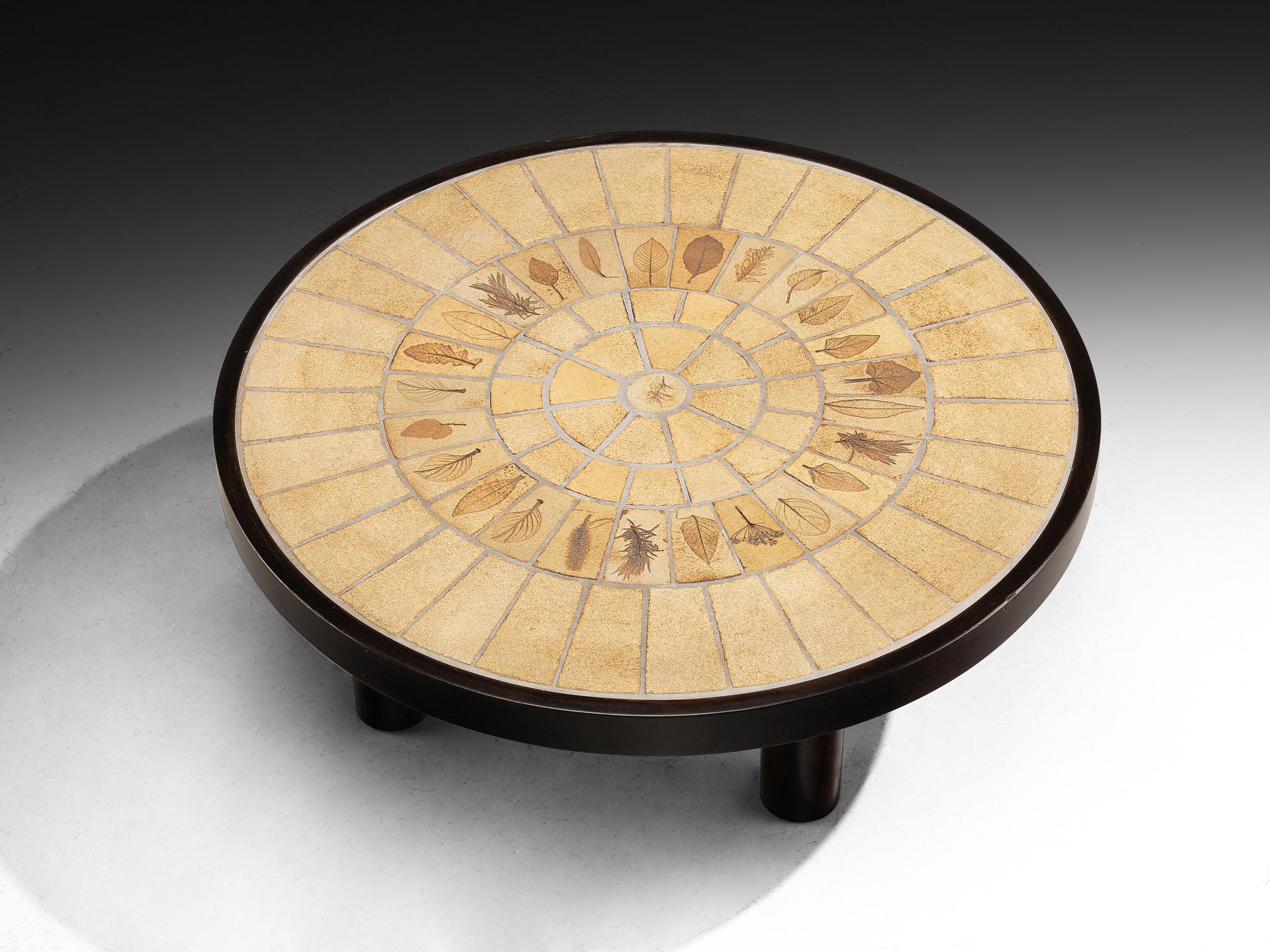 Roger Capron Round Coffee Table with Fauna Imprints in Ceramic and Wood For Sale 1