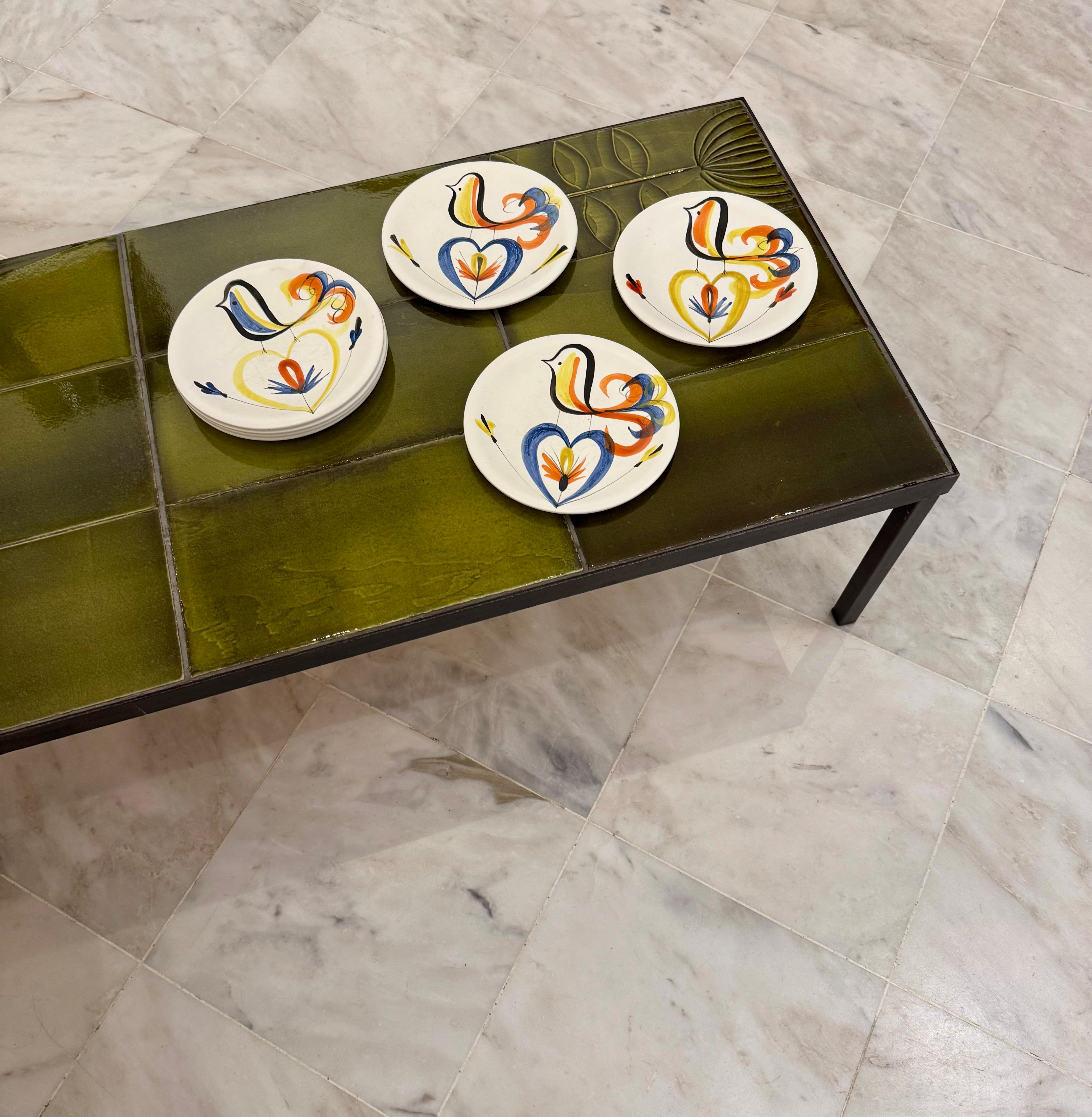 Roger Capron - Ensemble de 7 assiettes en céramique avec oiseaux stylisés, Vallauris, années 1950 en vente 4