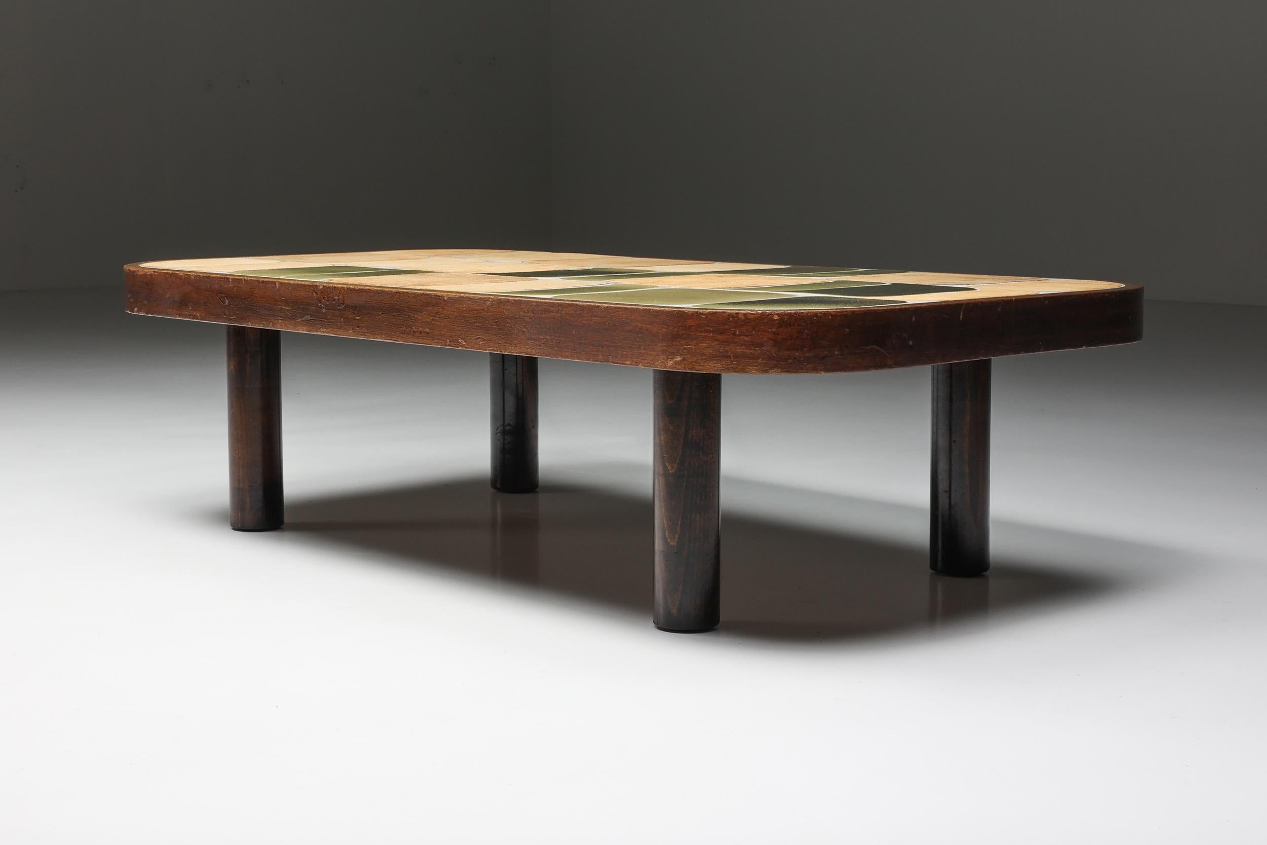 Milieu du XXe siècle Table basse 'Shogun' de Roger Capron en céramique:: France:: Mid-Century Modern:: 1960's