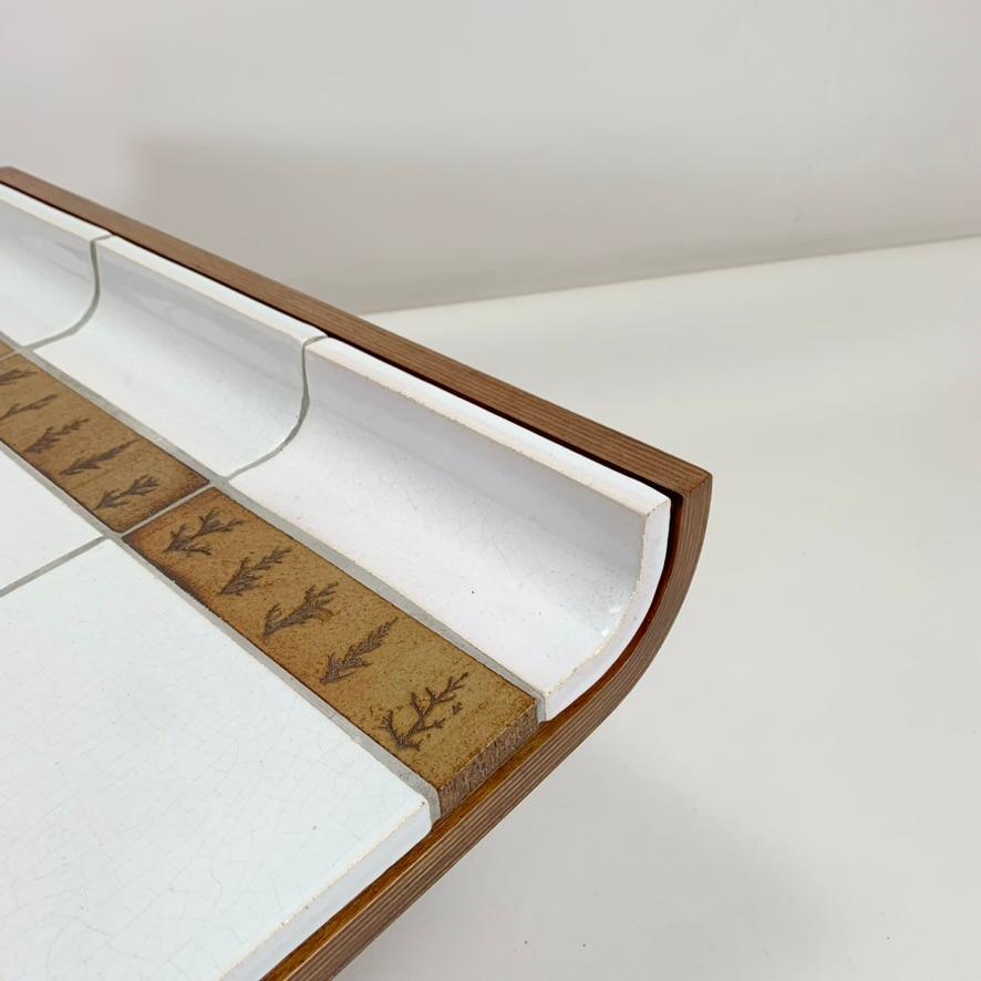 Fine XX secolo Tavolino in ceramica firmato Roger Capron, arredamento Moribana,  1974 circa, Francia. in vendita