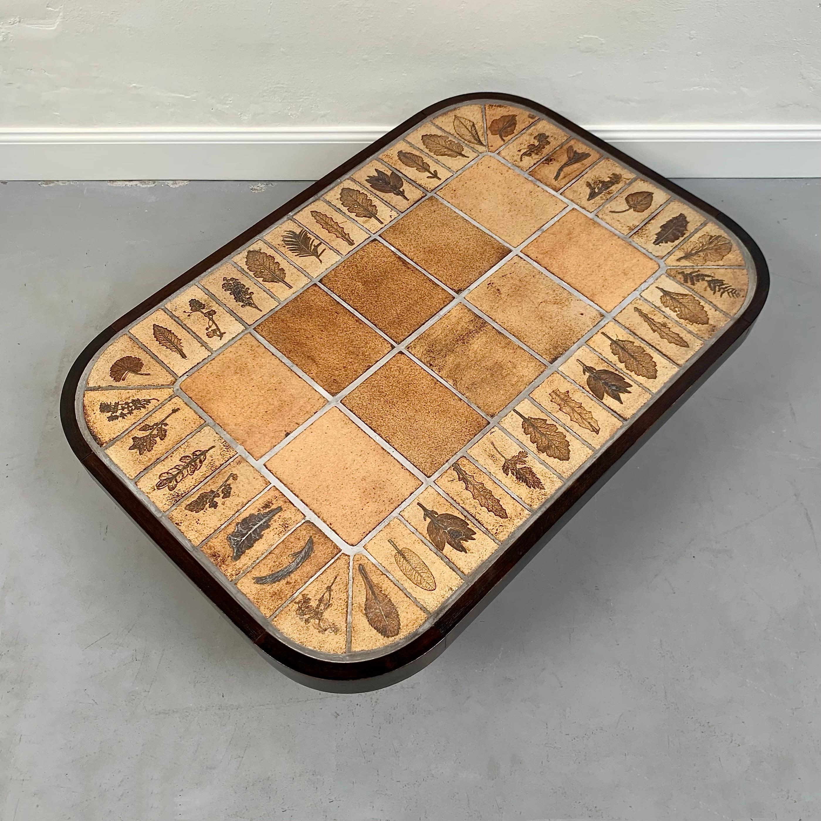 Roger Capron Signed Herbier Ceramic Coffee Table, circa 1965, France. For Sale 14