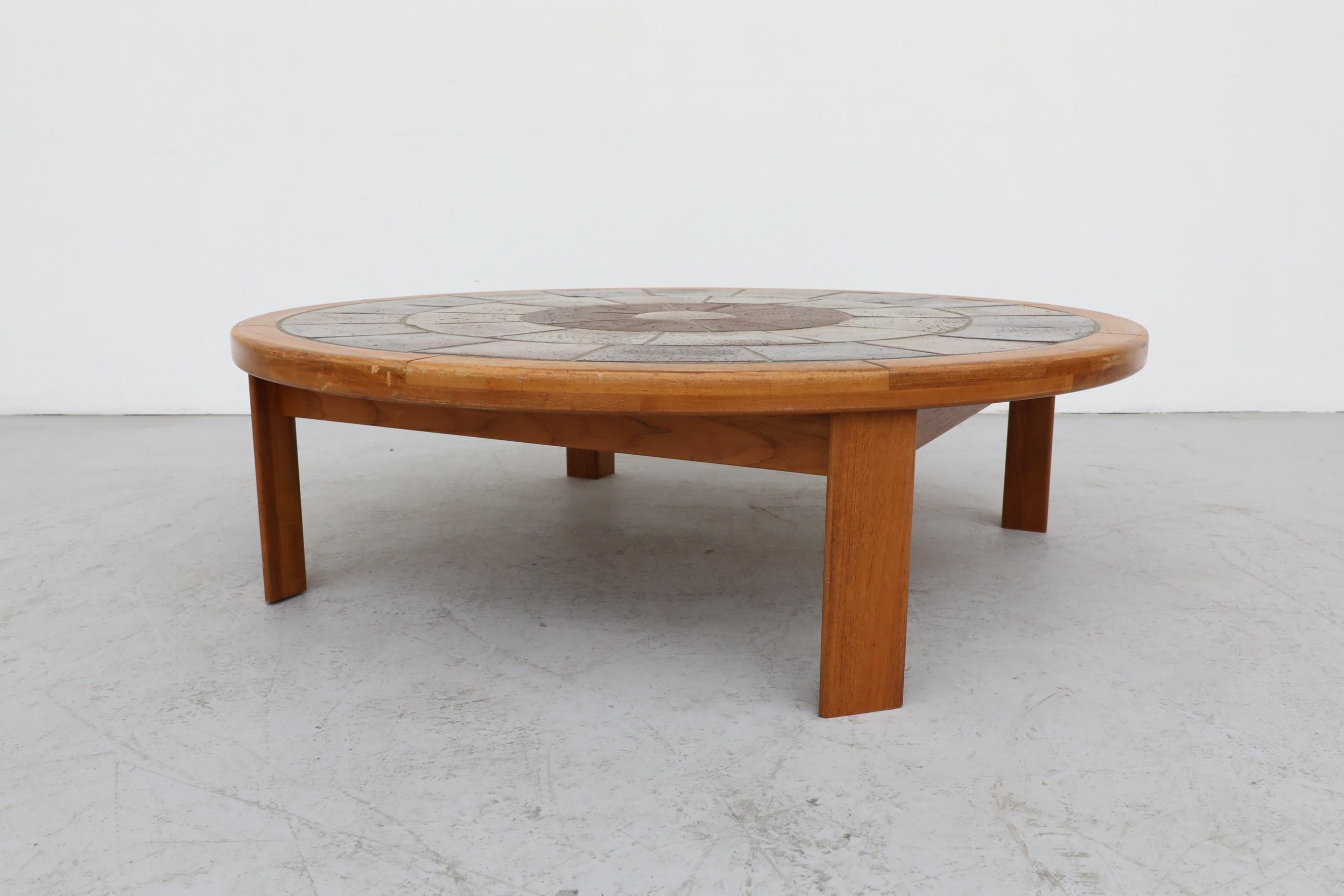 Roger Capron Style Tile and Oak Coffee Table by Tue Poulsen In Good Condition In Los Angeles, CA