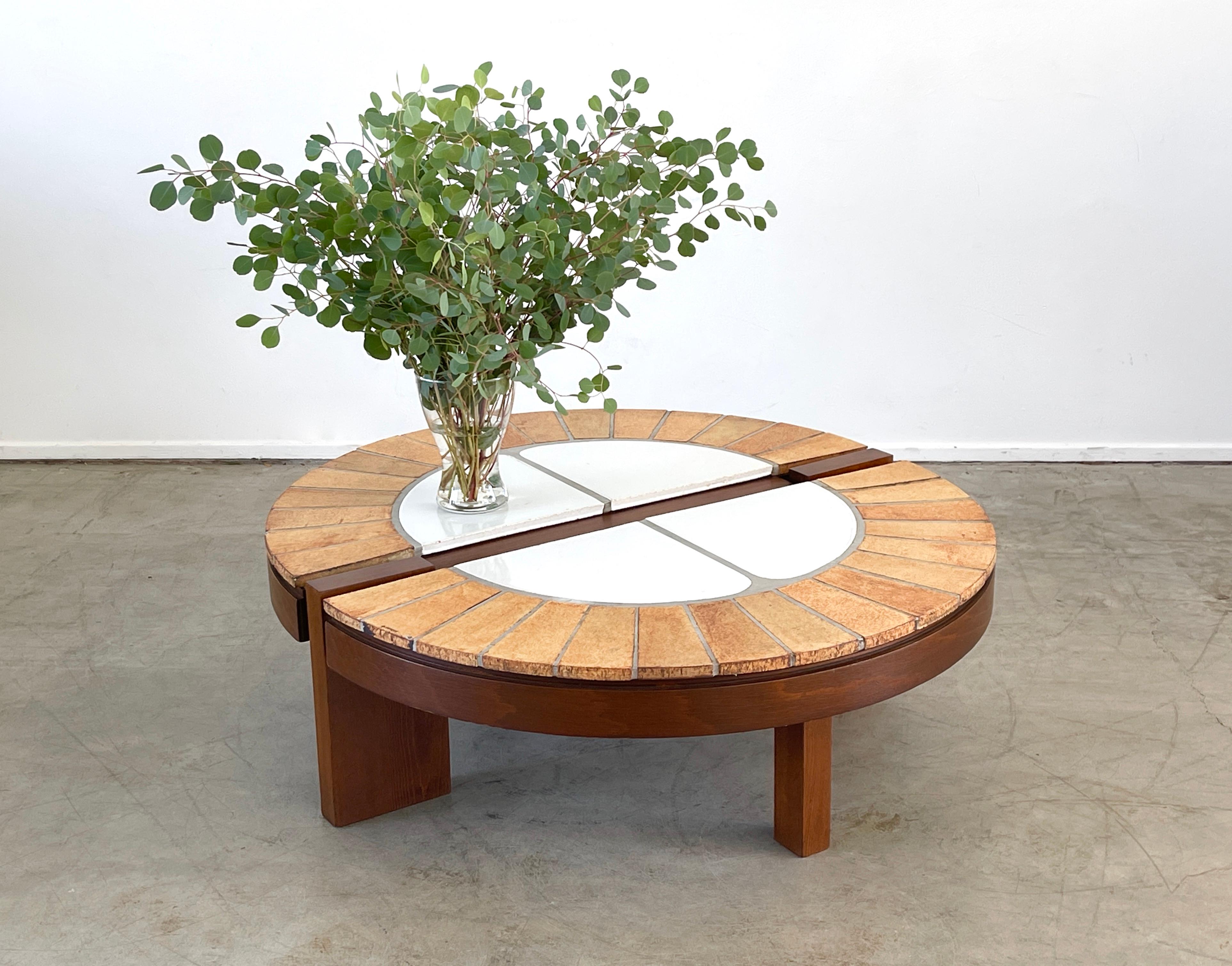Table Roger Capron 4
