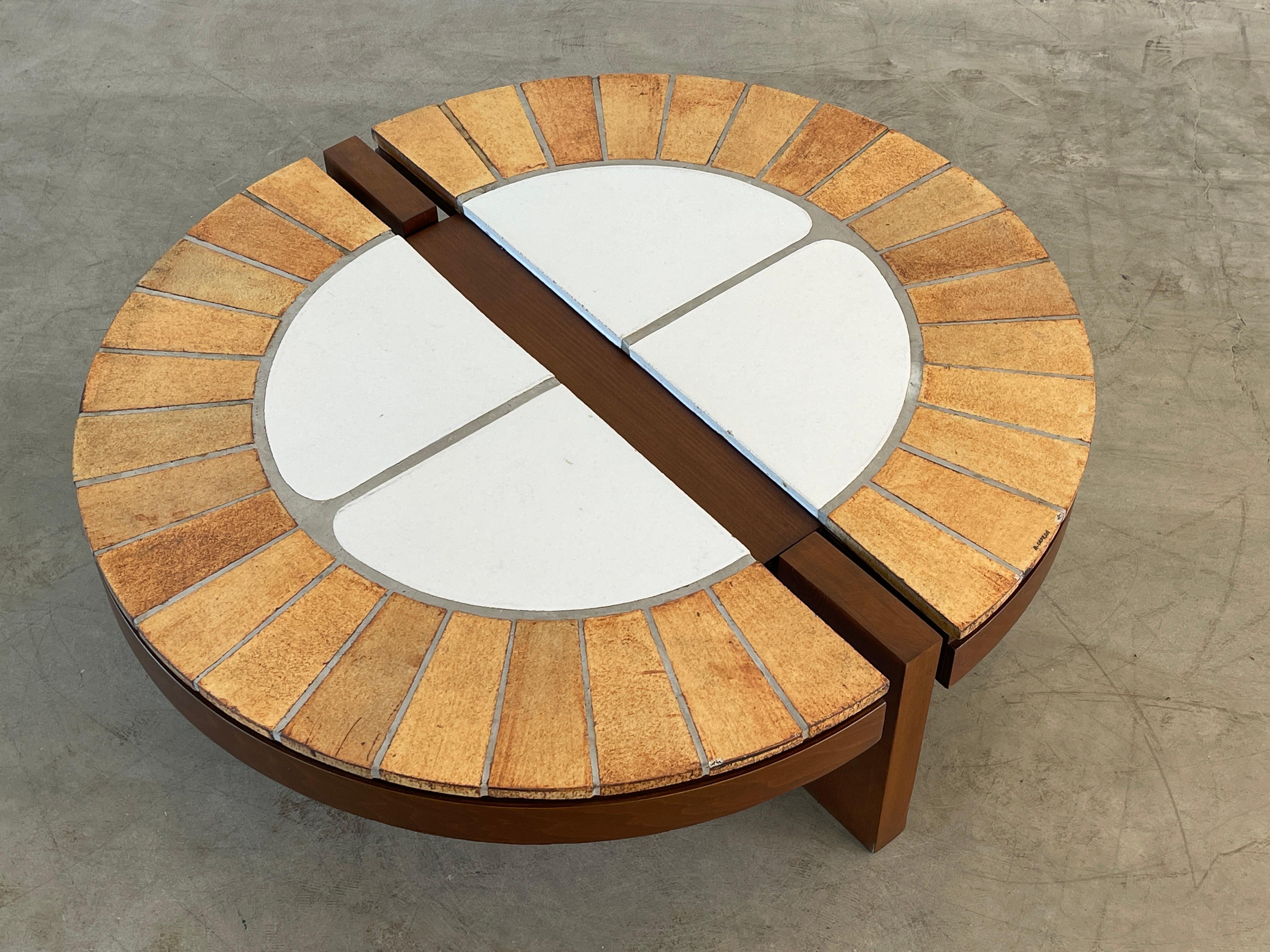 Table Roger Capron 2