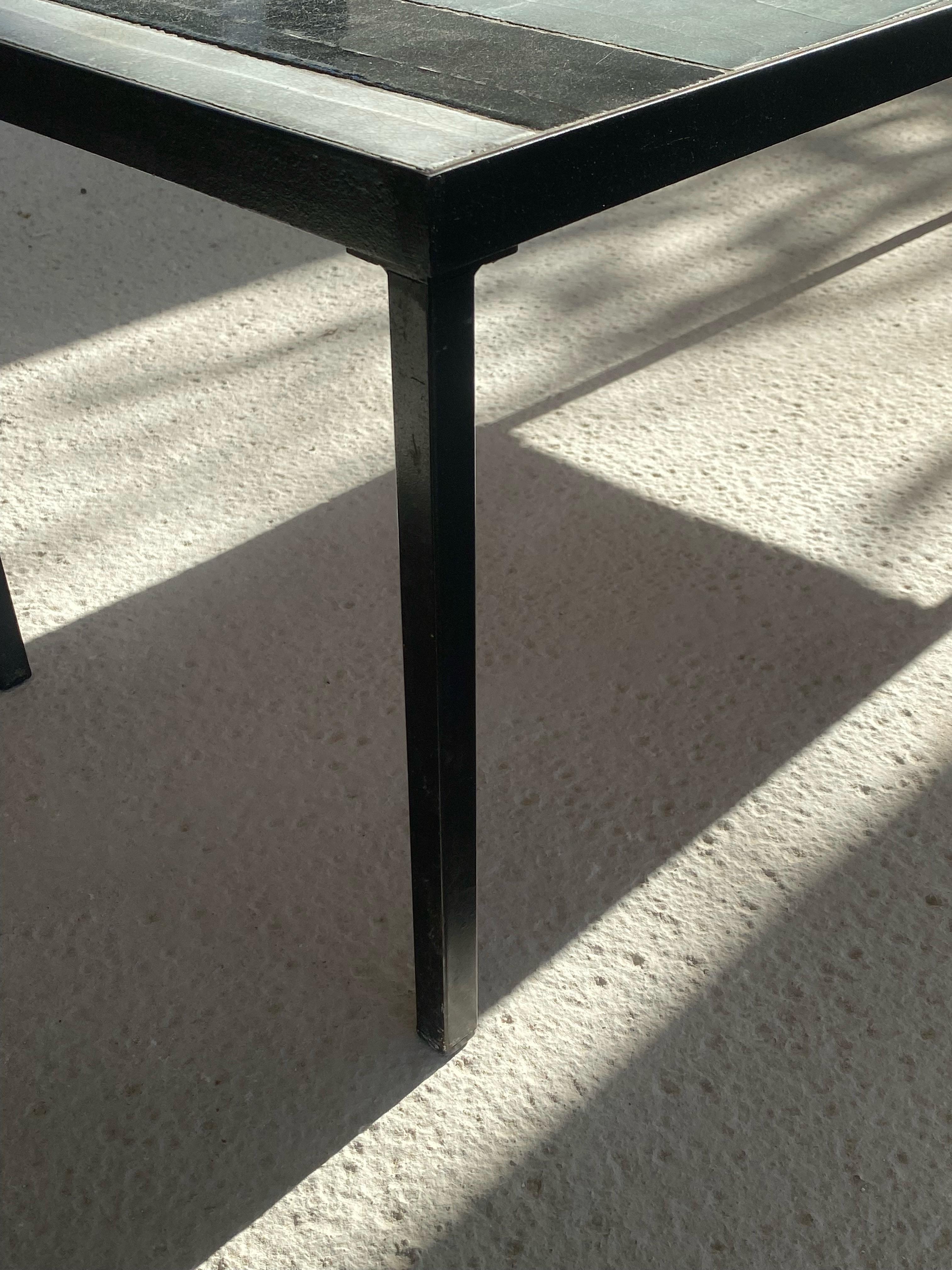 Roger Capron, le Soleil, Table basse en lave émaillée, Vallauris France 1960s 2
