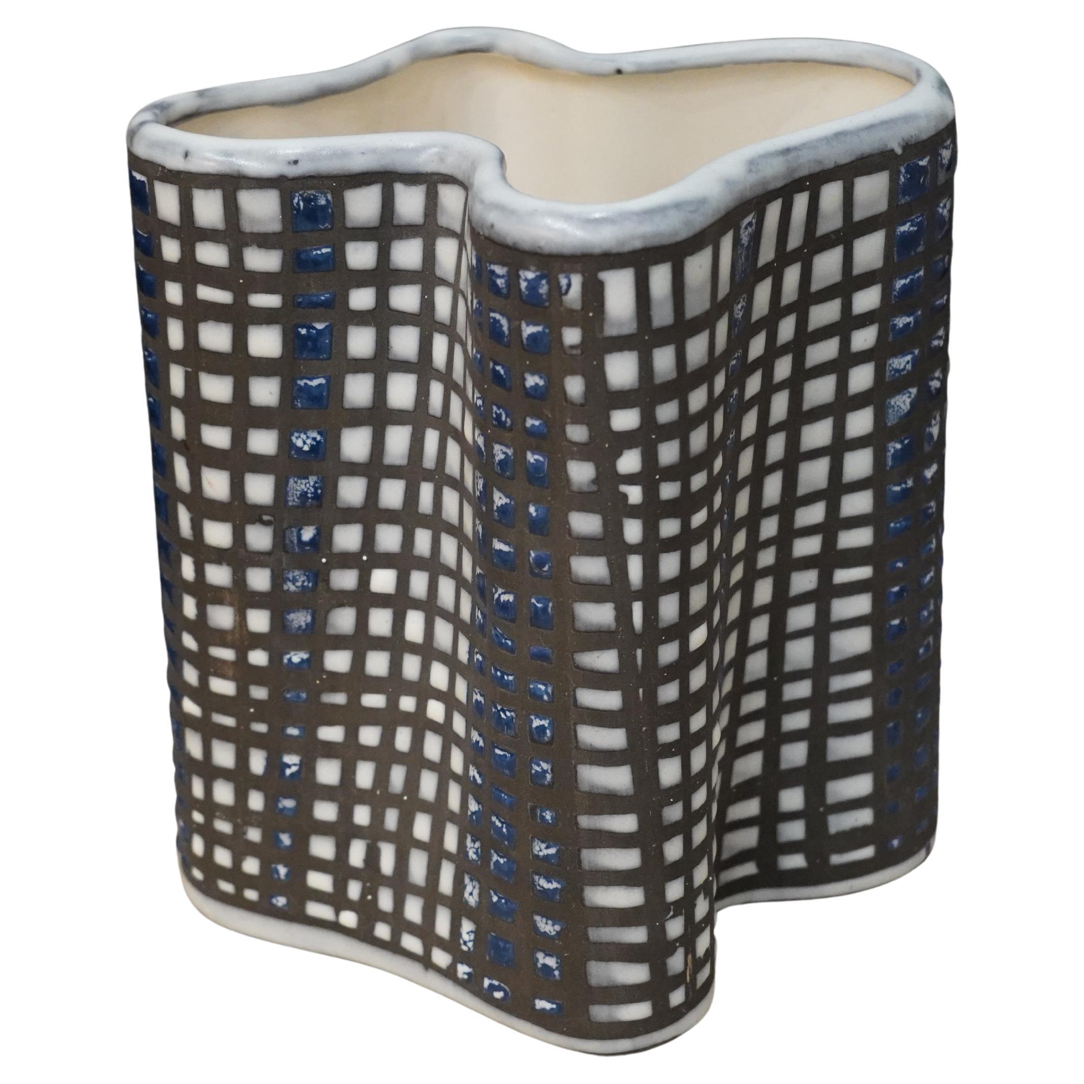 Roger CAPRON - vase corolle bleu