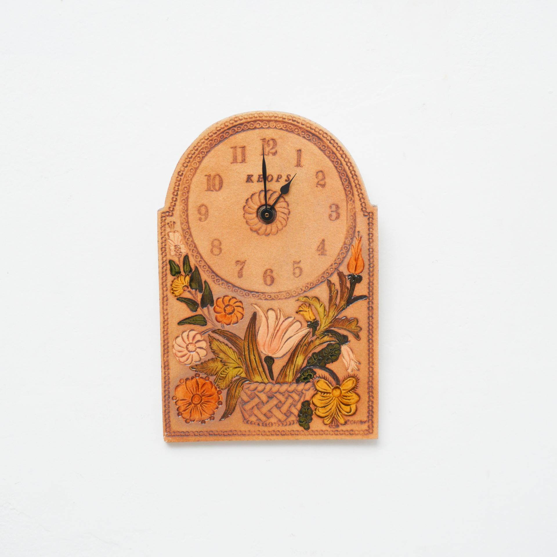 Roger Capron wall mounted ceramic clock, circa 1960
By Roger Capron, signed. (France)

In original condition with minor wear consistent of age and use, preserving a beautiful patina.