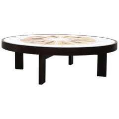 Table basse ronde en pierre blanche Roger Capron