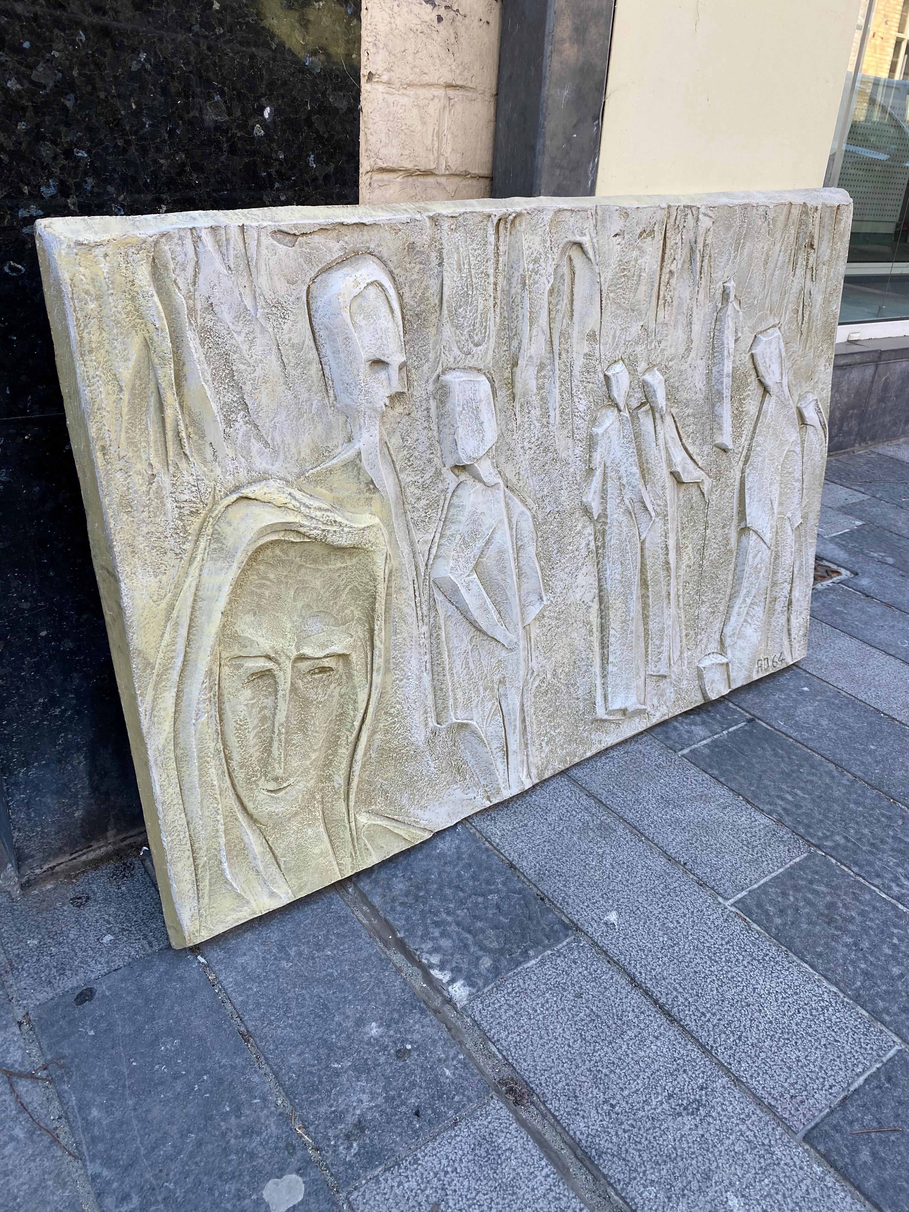 Roger Desserprit (1923-1985) Characters, 1964 Bas-relief in cement. Monogrammed and dated lower right.
Measures: 67 x 102 cm.