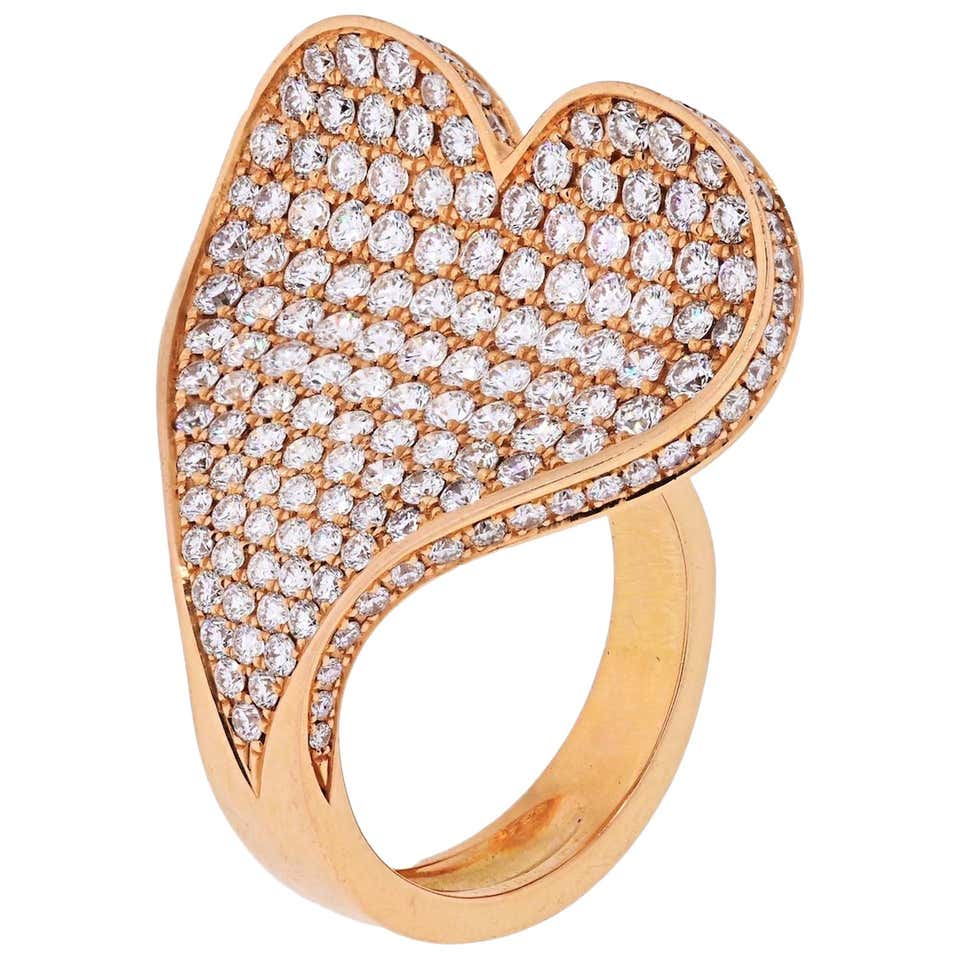 Roger Dubuis Diamond White Gold Curved Heart Ring at 1stDibs