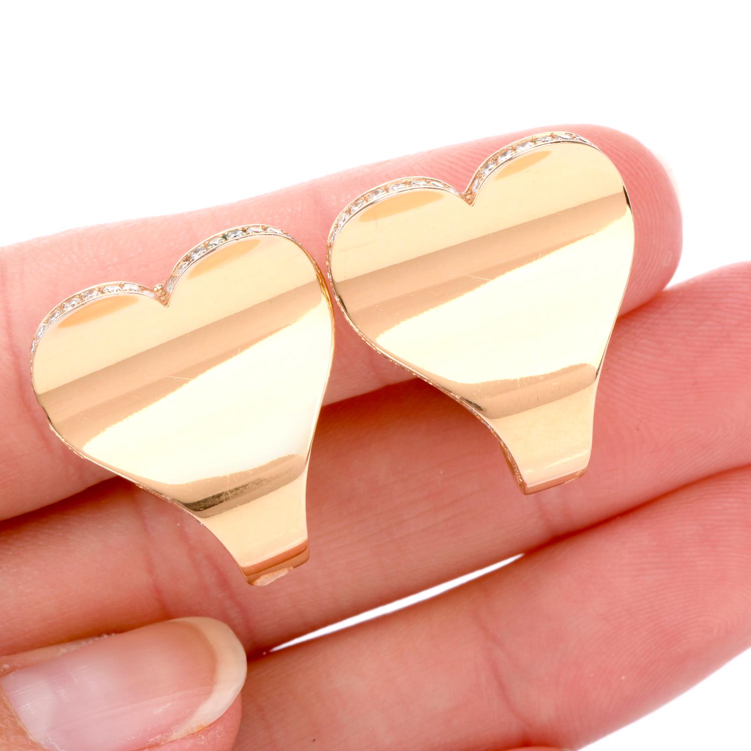 Roger Dubuis Clips d'oreilles en forme de cœur en or 18 carats et diamants Pour femmes en vente