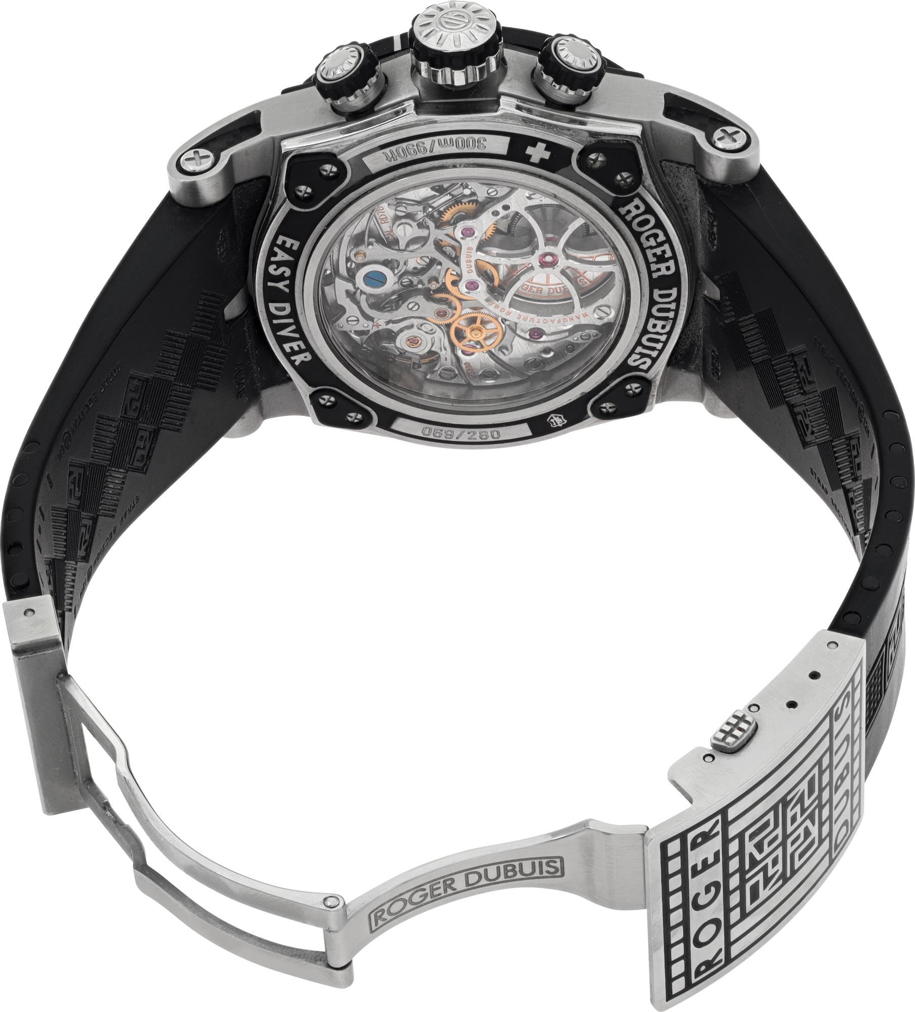 Men's Roger Dubuis Easy Diver Stainless Steel Automatic Wristwatch Ref RDDBSE0253 For Sale