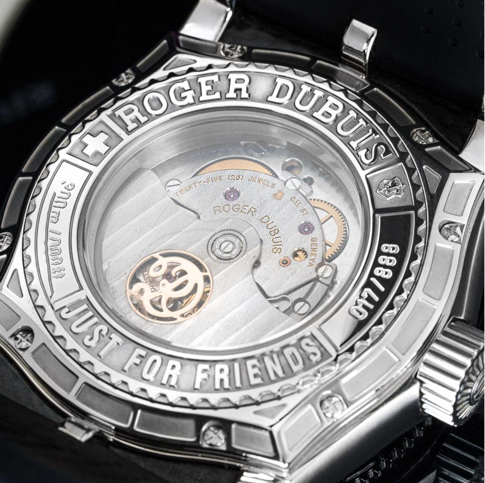Roger Dubuis Easy Diver Stainless Steel In Excellent Condition For Sale In London, GB