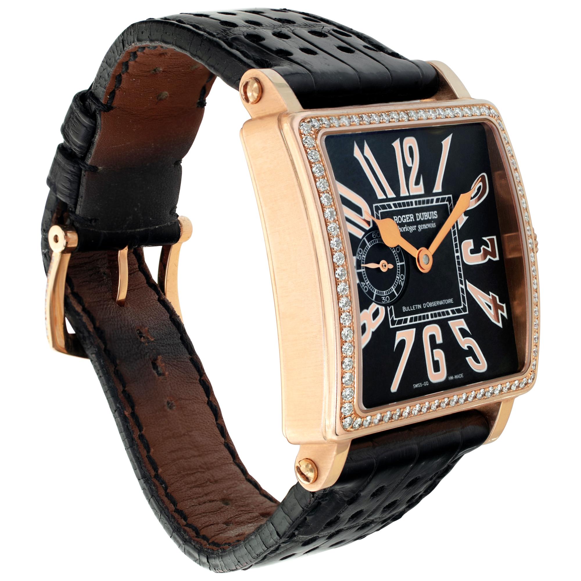 Roger Dubuis Golden Square 18k rose gold Manual Wristwatch Ref G34 98 5-SD In Excellent Condition For Sale In Surfside, FL