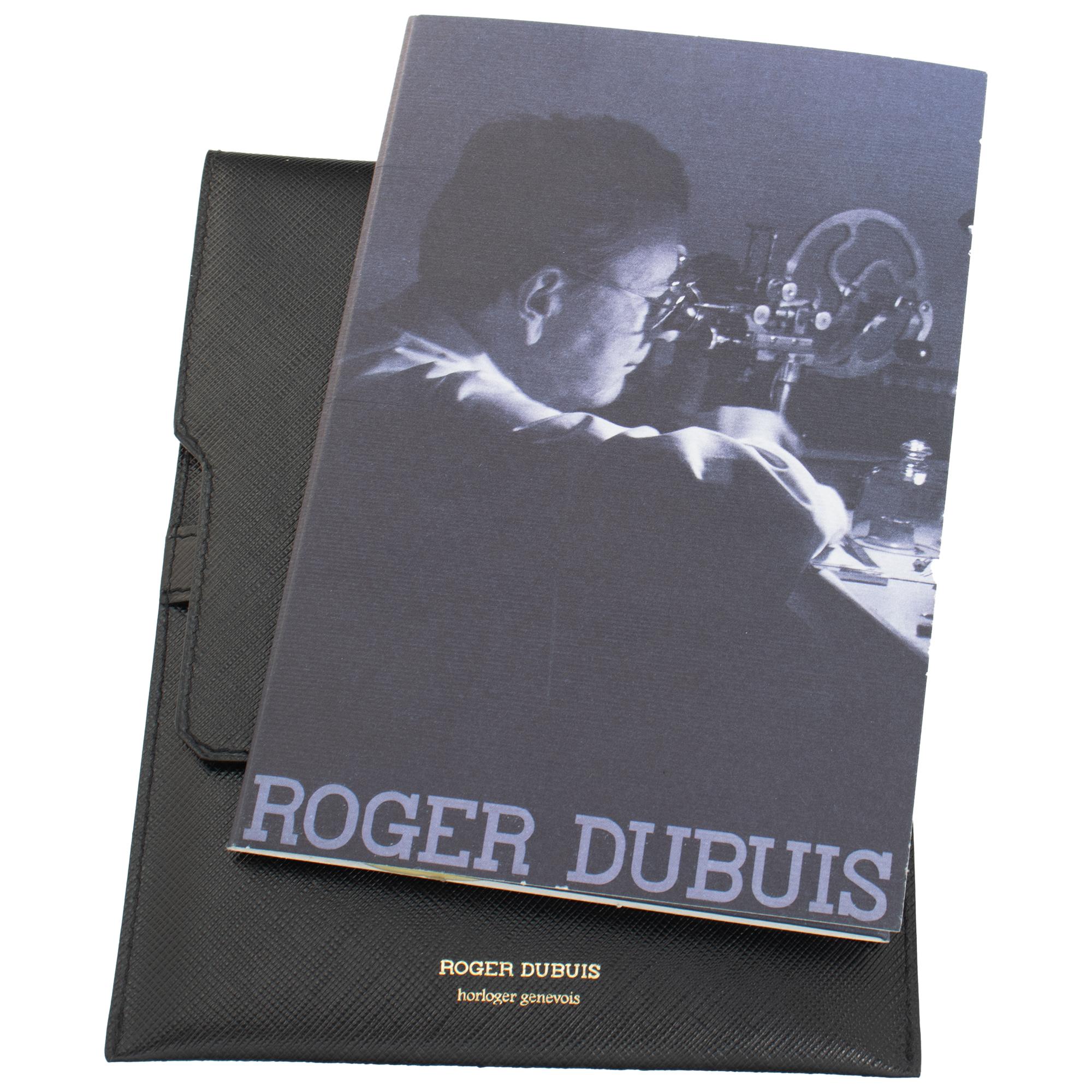 Roger Dubuis Golden Square 18k rose gold Manual Wristwatch Ref G34 98 5-SD In Excellent Condition For Sale In Surfside, FL