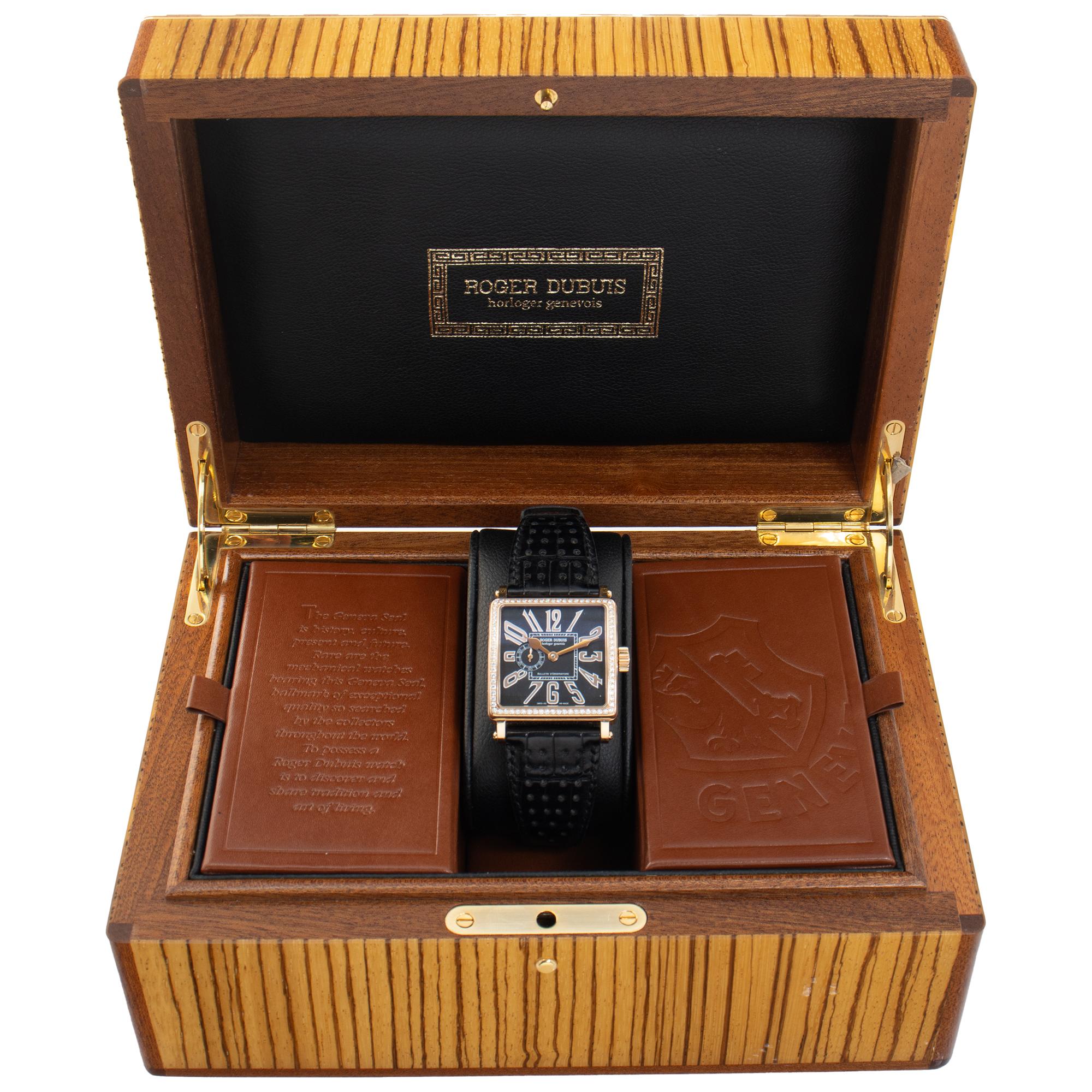 Roger Dubuis Montre-bracelet manuelle carrée dorée en or rose 18 carats Réf. G34 98 5-SD en vente 2