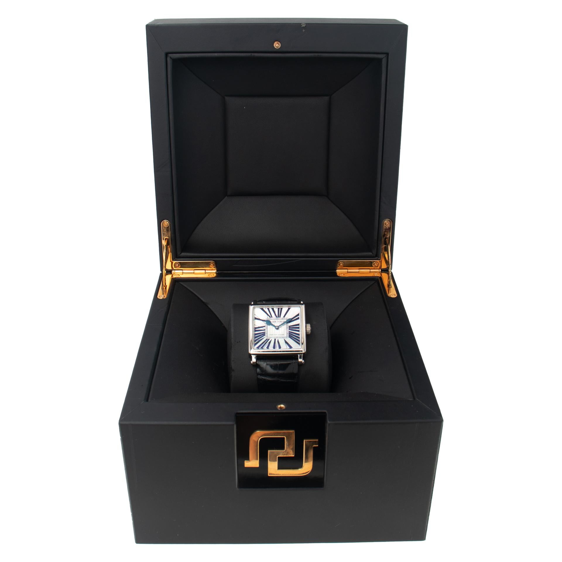 Roger Dubuis Golden Square 18k white gold watch Ref DBGS0322 In Excellent Condition For Sale In Surfside, FL