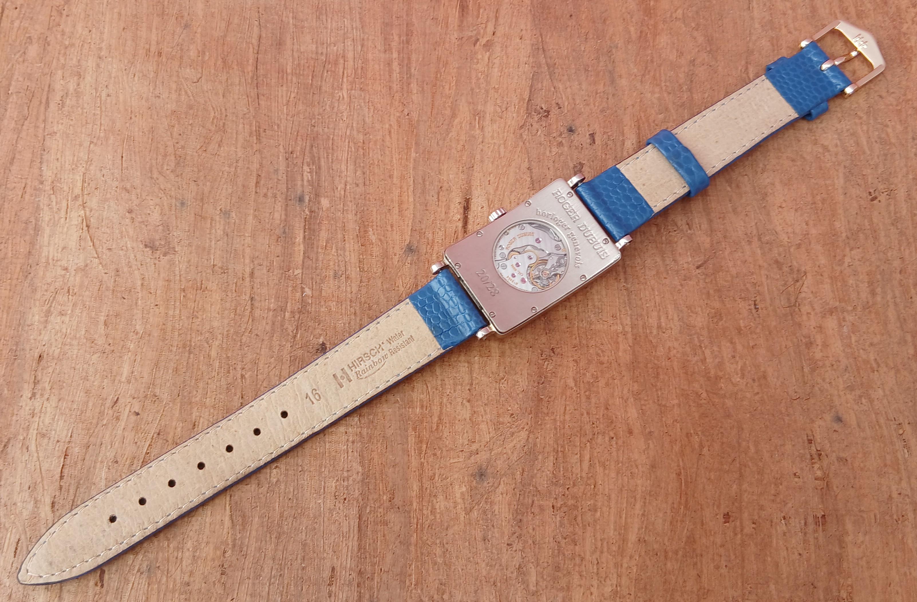 Orologio Roger Dubuis Much More in oro bianco 18k con cassa di diamanti M25 in vendita 1