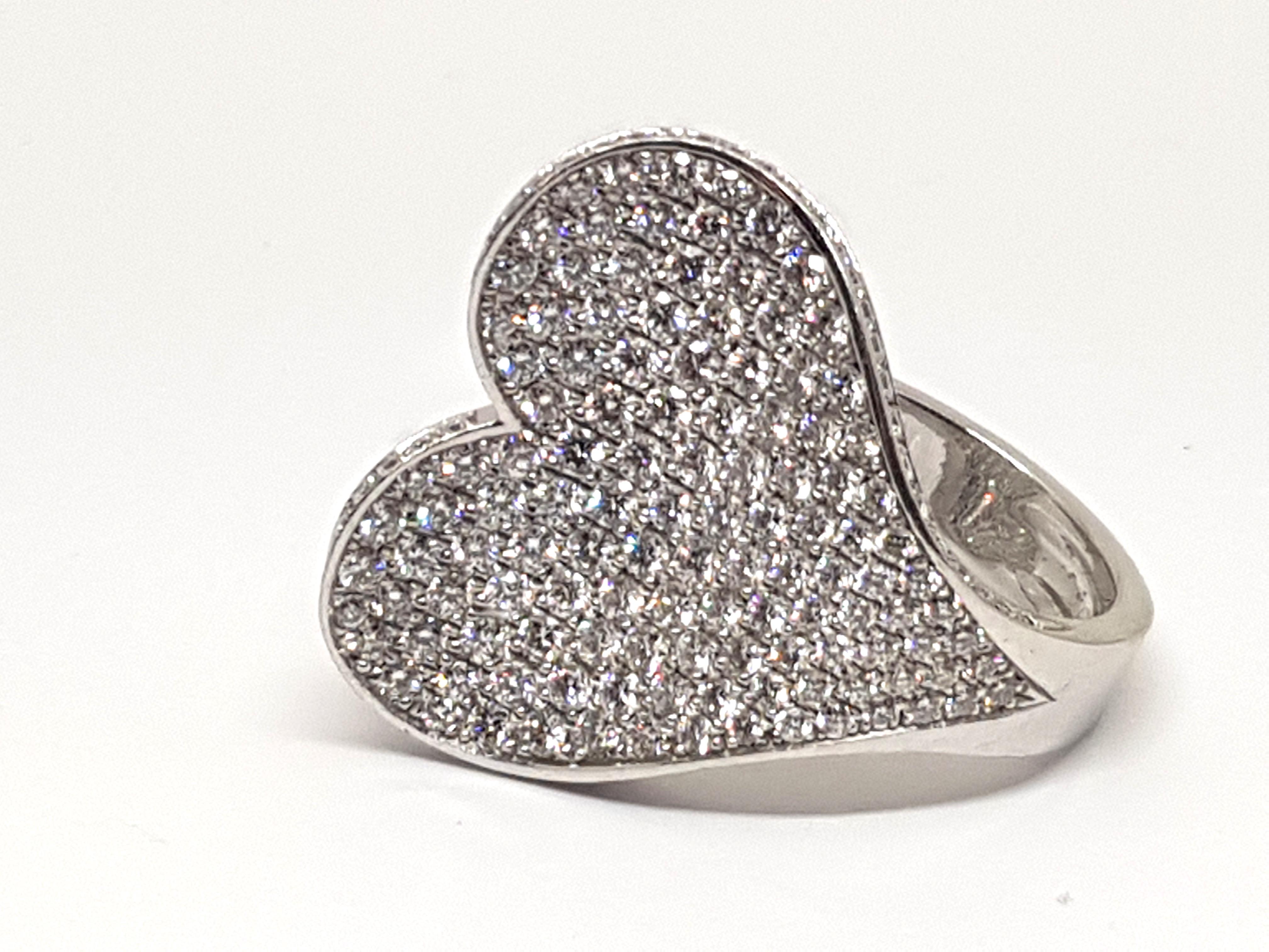 Round Cut Roger Dubuis Signed 18 Karat White Gold Pave Diamond Curved Heart Cocktail Ring  For Sale