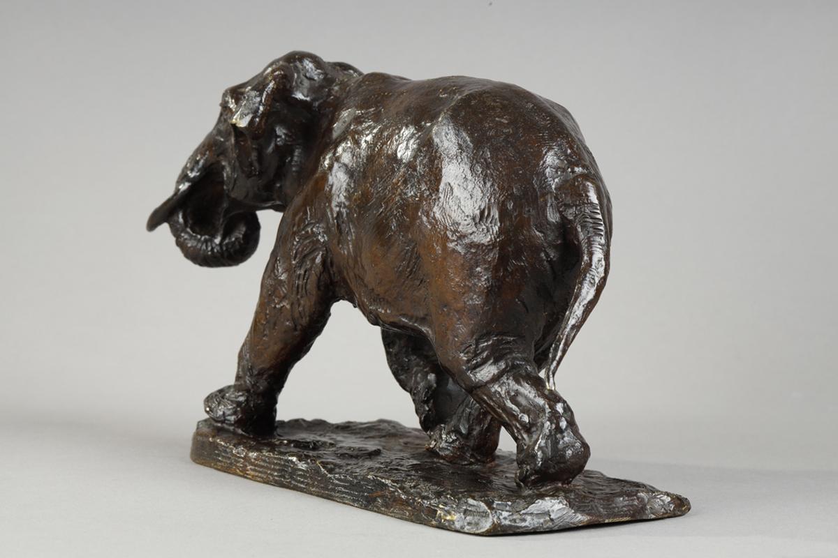 Elephant running with coiled trunk For Sale 3