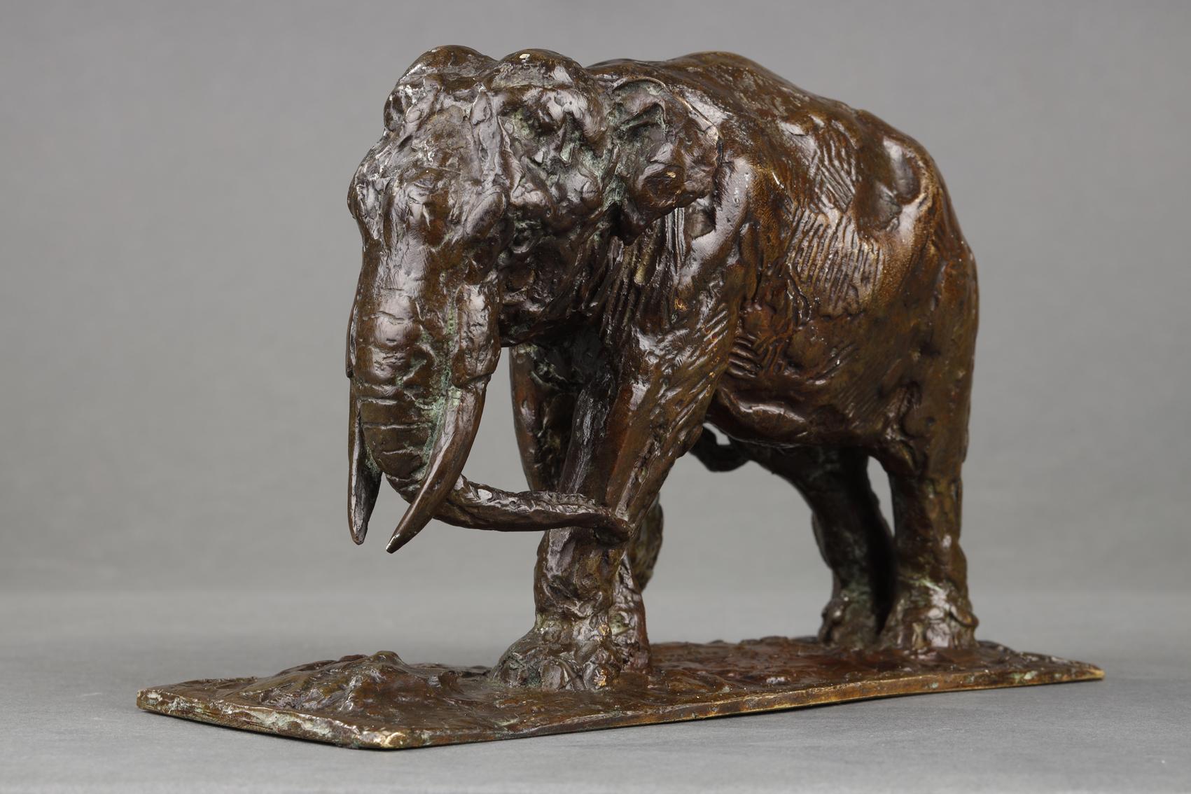 Mahout che lava il suo elefante - Sculpture Art Déco di Roger Godchaux