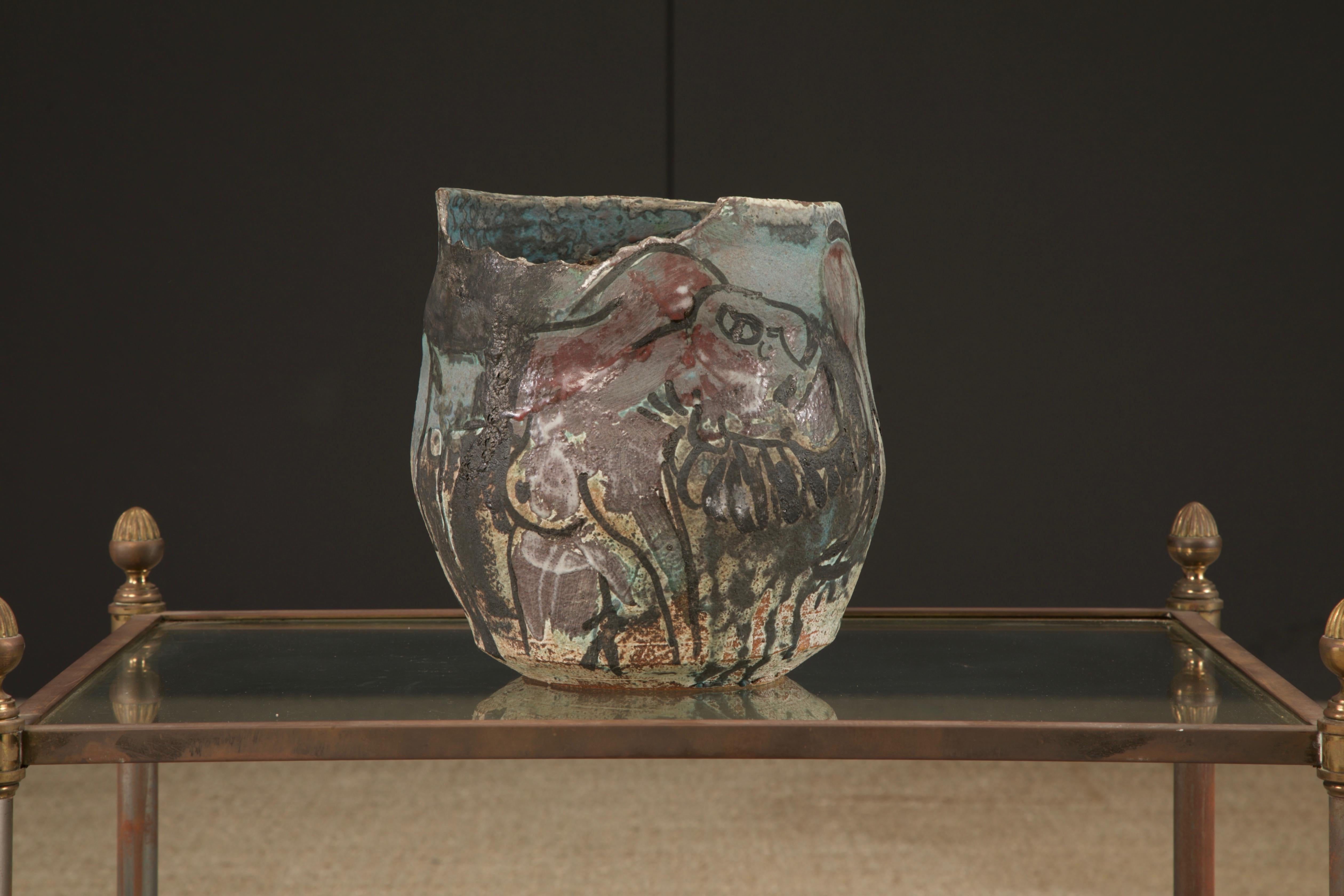 Americano Roger Herman Vaso erotico in ceramica con bordo decostruito, firmato e datato 97'. in vendita