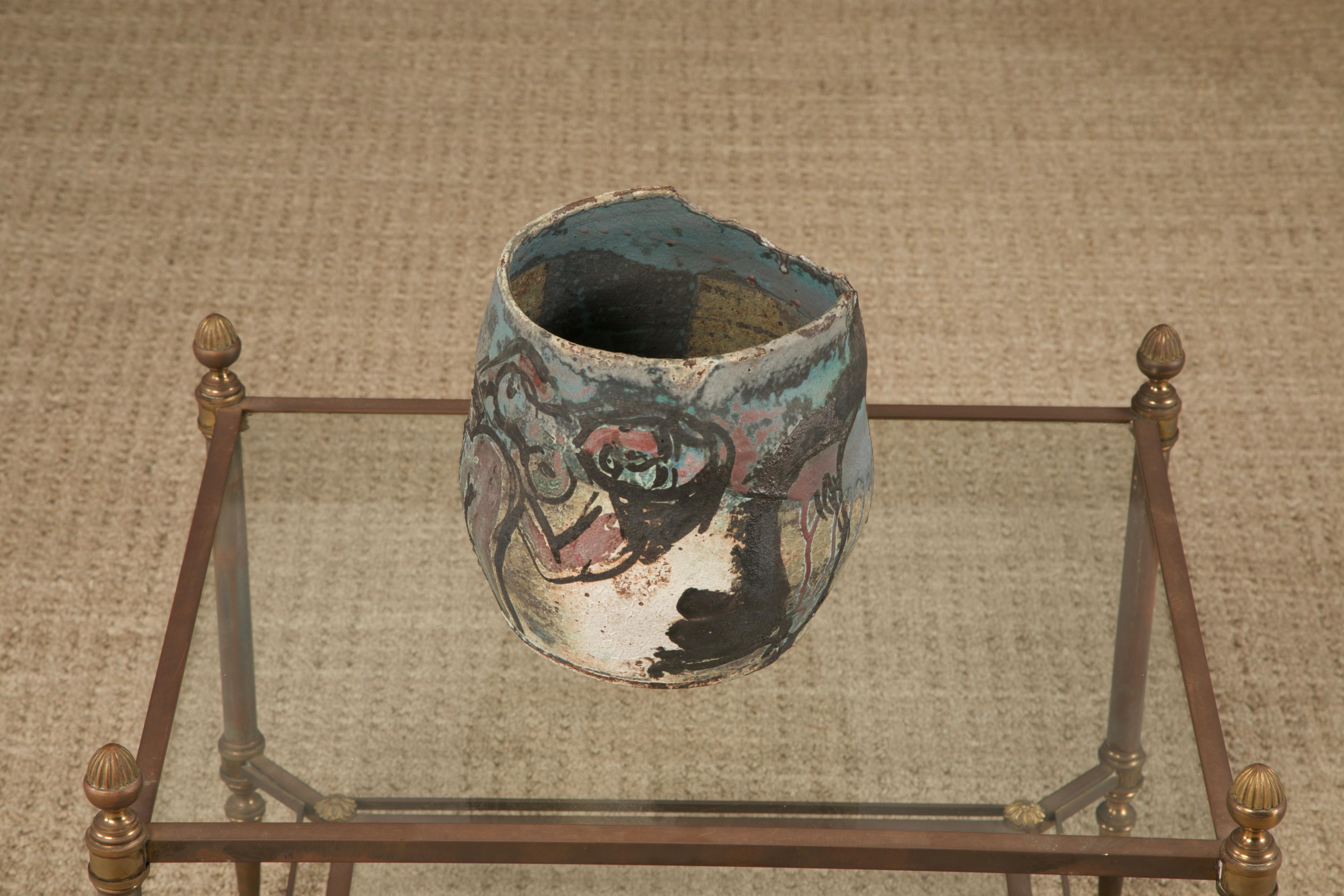 Fine XX secolo Roger Herman Vaso erotico in ceramica con bordo decostruito, firmato e datato 97'. in vendita