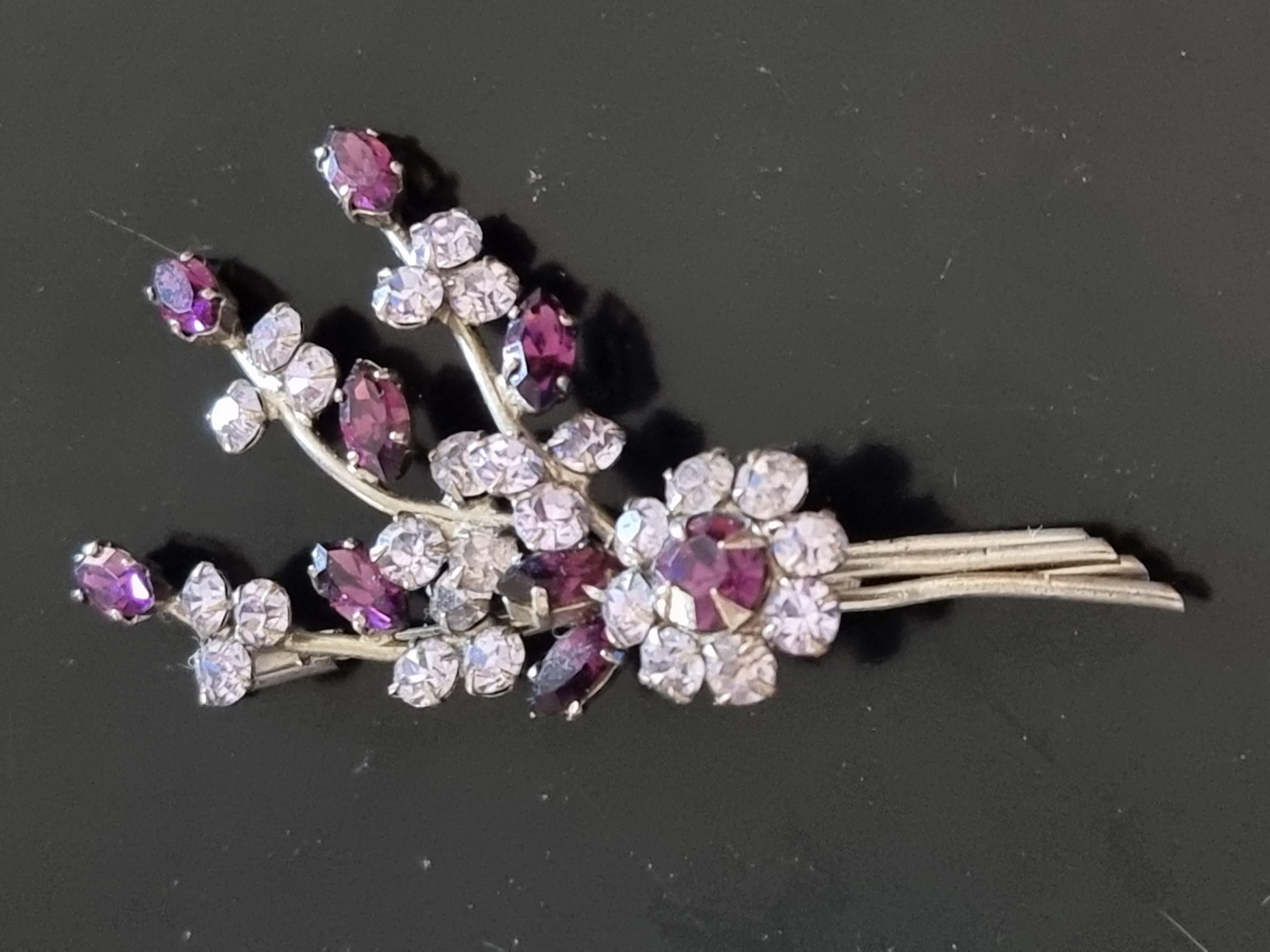 ROGER Jean Pierre, Beautiful old brooch, vintage from the 50s, High Fashion In Good Condition For Sale In SAINT-CLOUD, FR