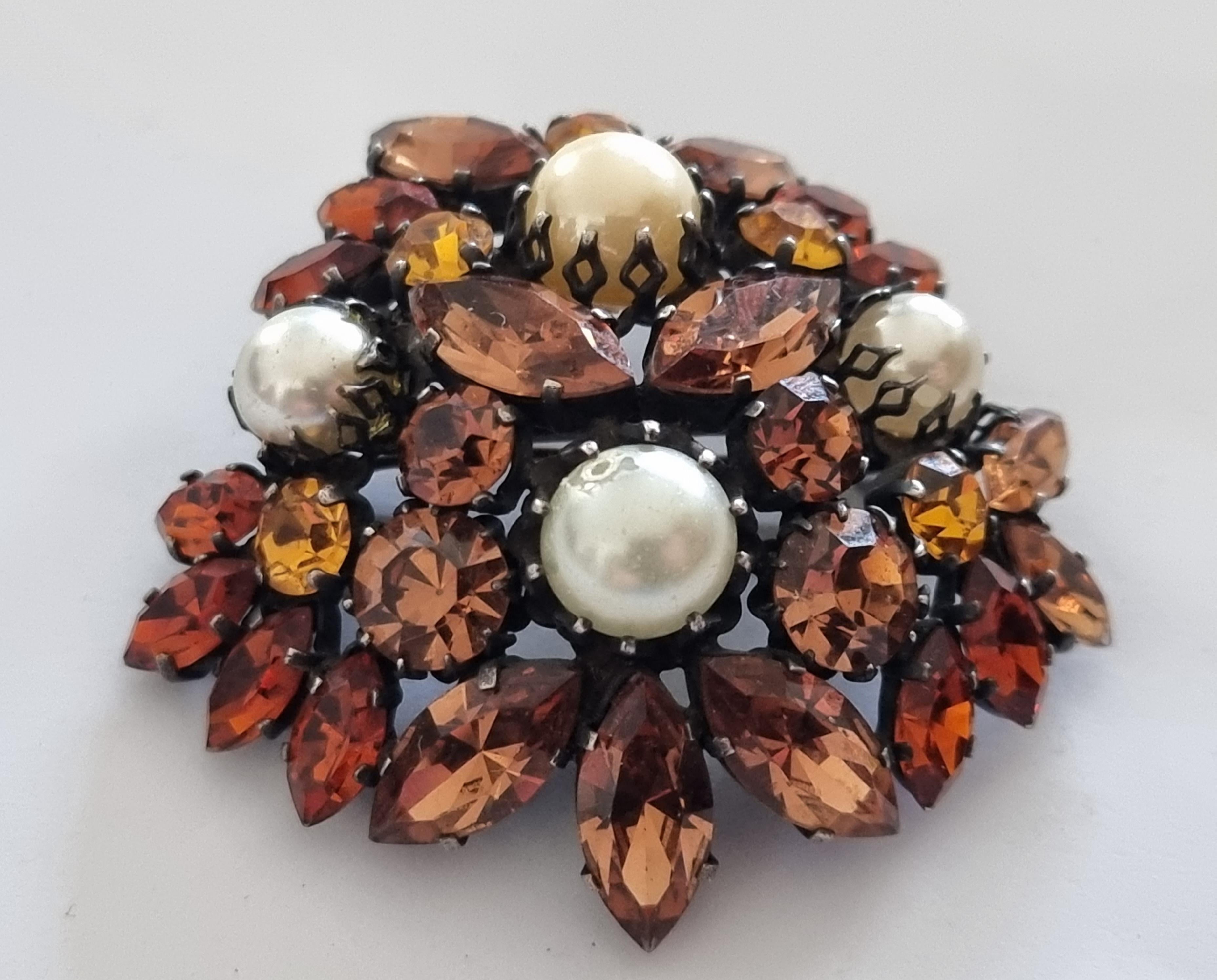 ROGER Jean Pierre, Magnificent old brooch, vintage from the 50s For Sale 2