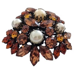 ROGER Jean Pierre, Magnificent old brooch, vintage from the 50s