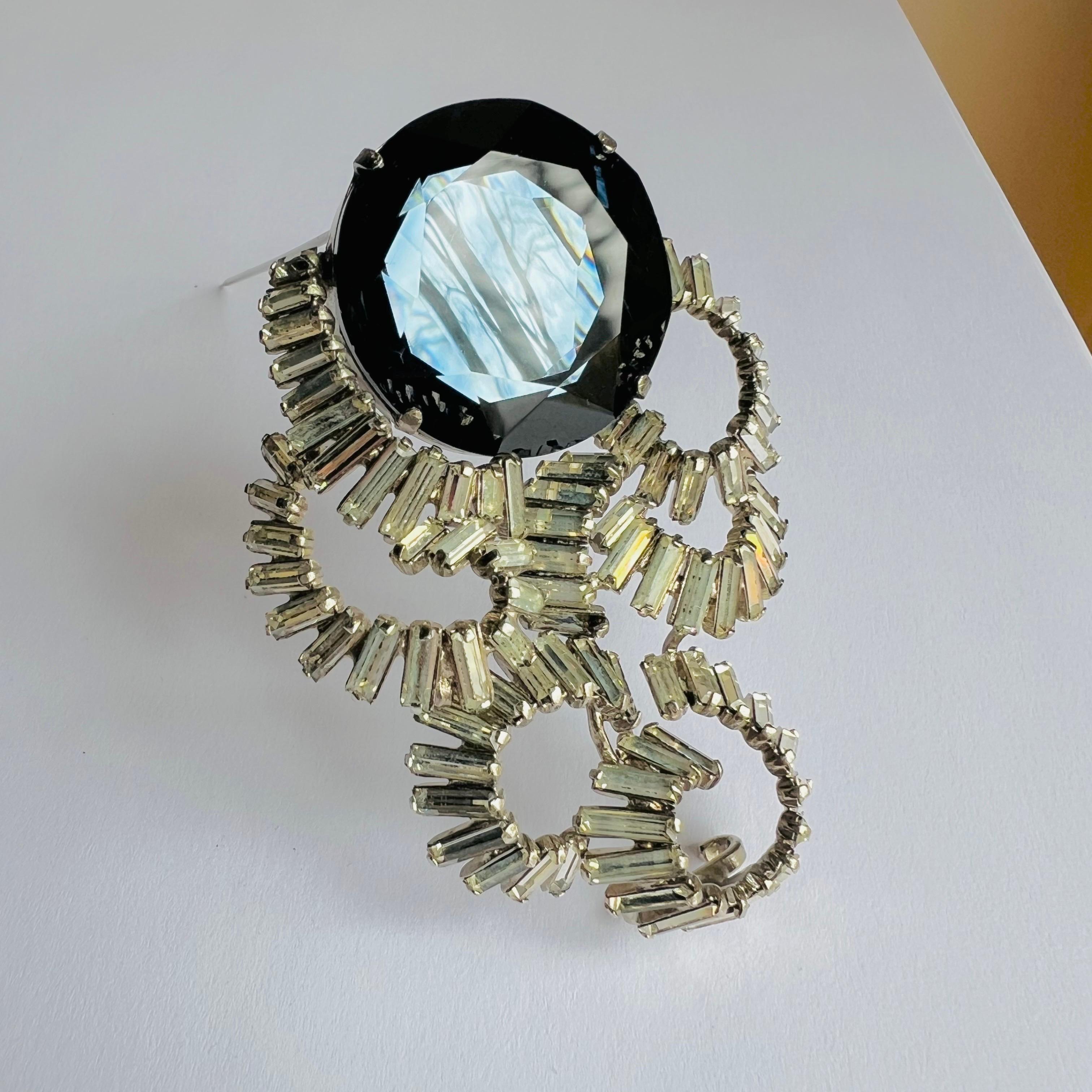 Broche de piel Roger Jean-Pierre Paris Depose en venta 2