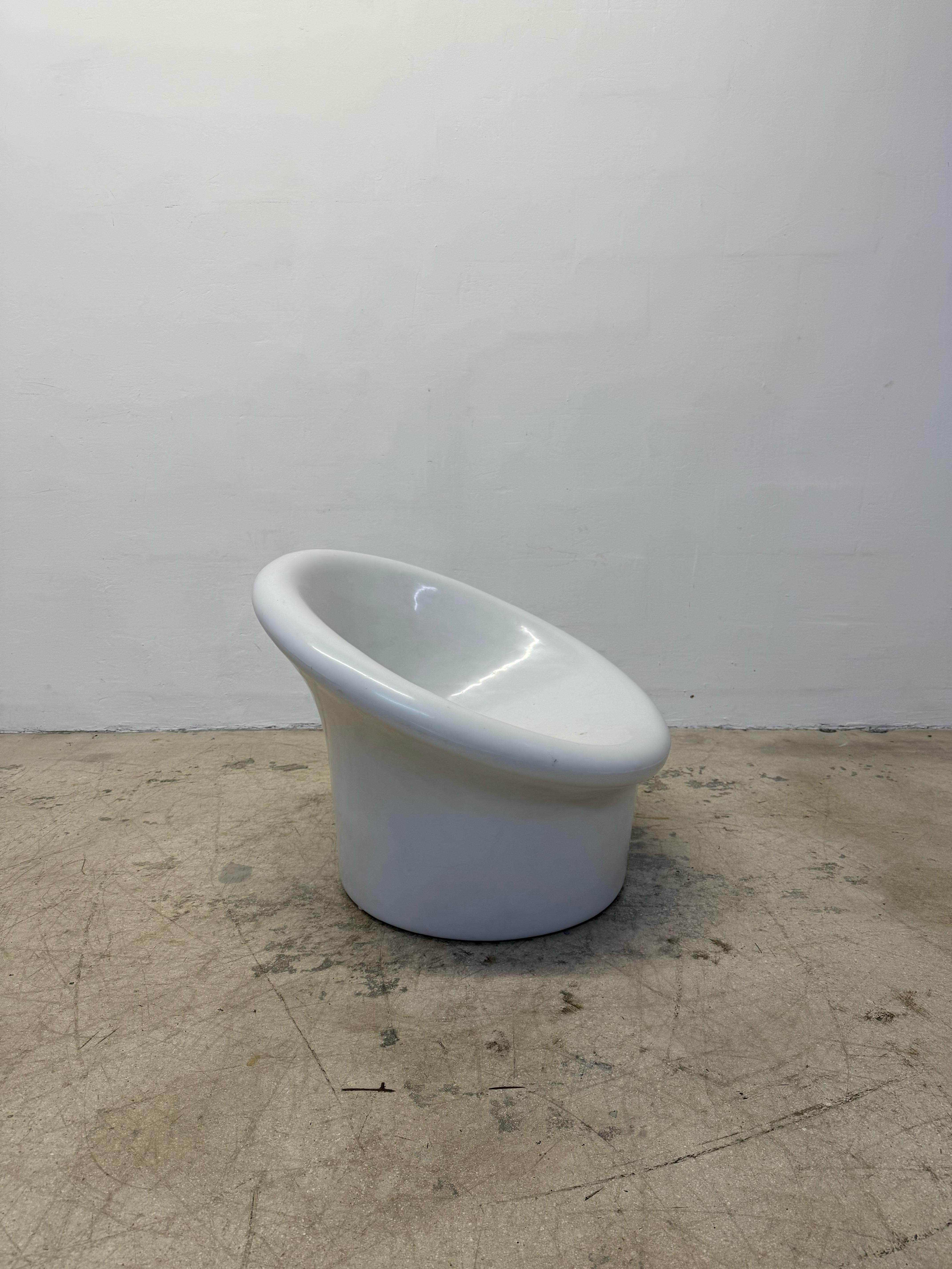 Fauteuil de salon en plastique de l'ère spatiale Roger L. Gerber pour Venture Line, années 1960 Bon état - En vente à Miami, FL
