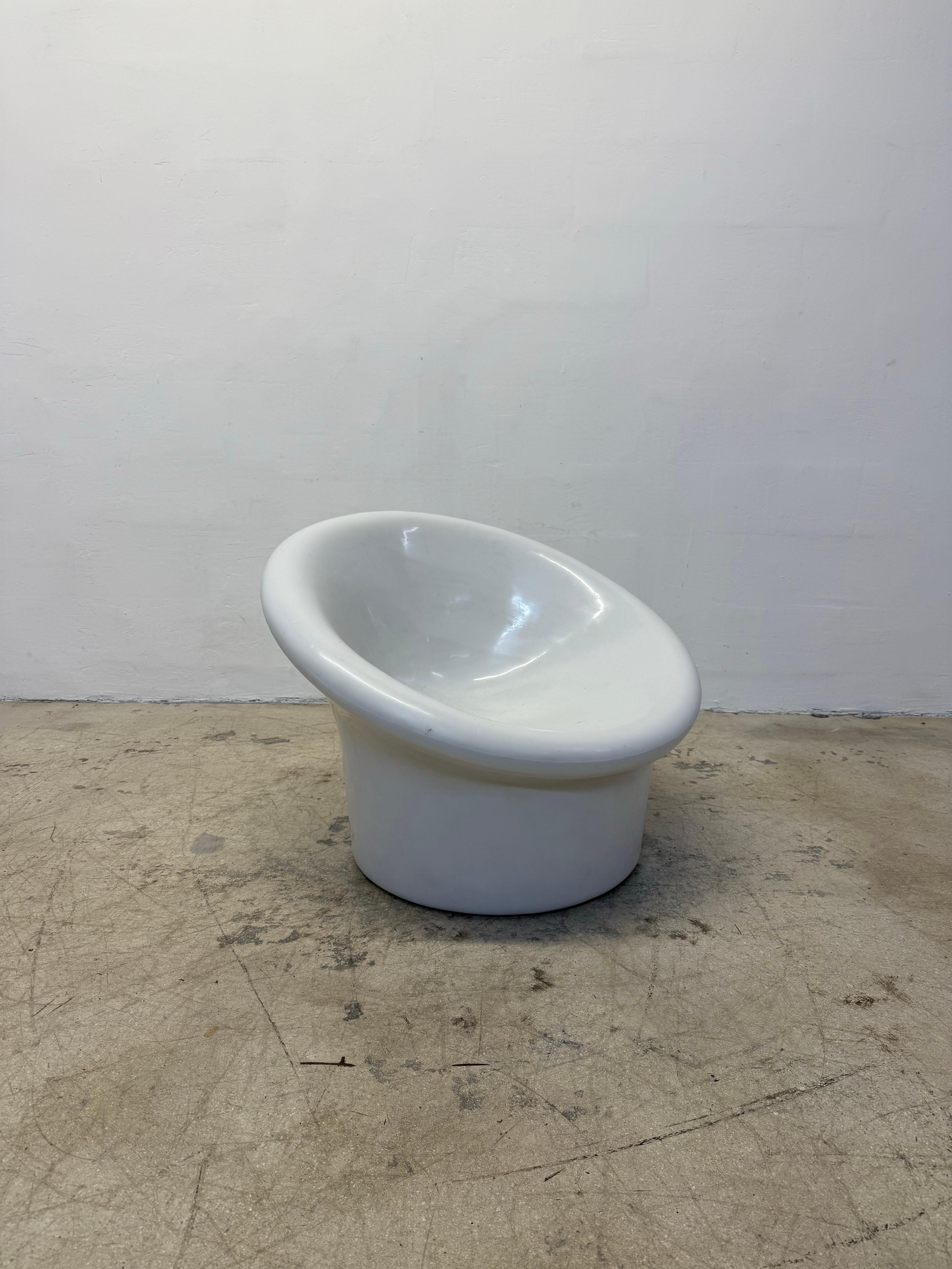 20ième siècle Fauteuil de salon en plastique de l'ère spatiale Roger L. Gerber pour Venture Line, années 1960 en vente