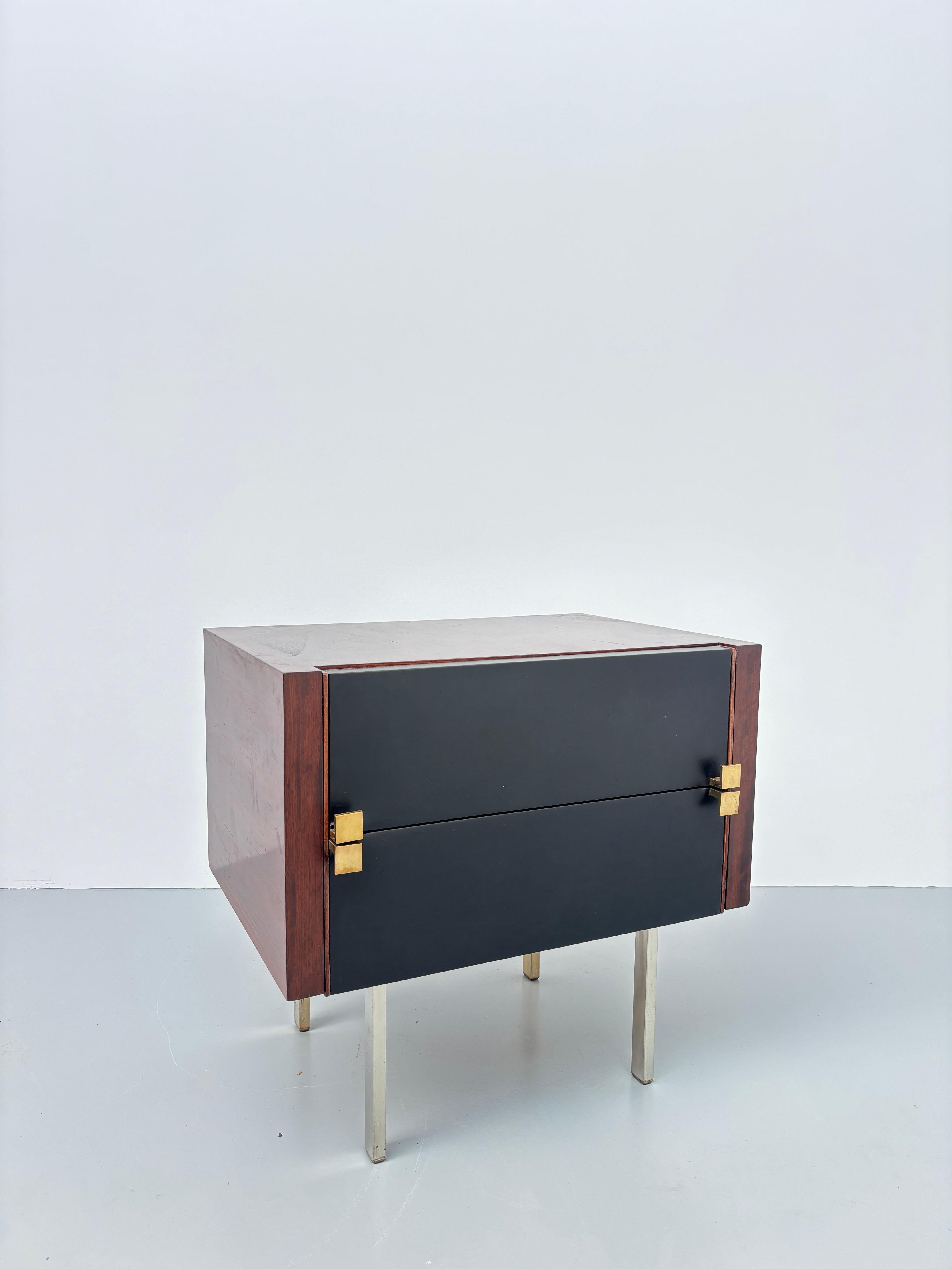 Commode à deux tiroirs et miroir par Roger Landault pour Regy éditeur 