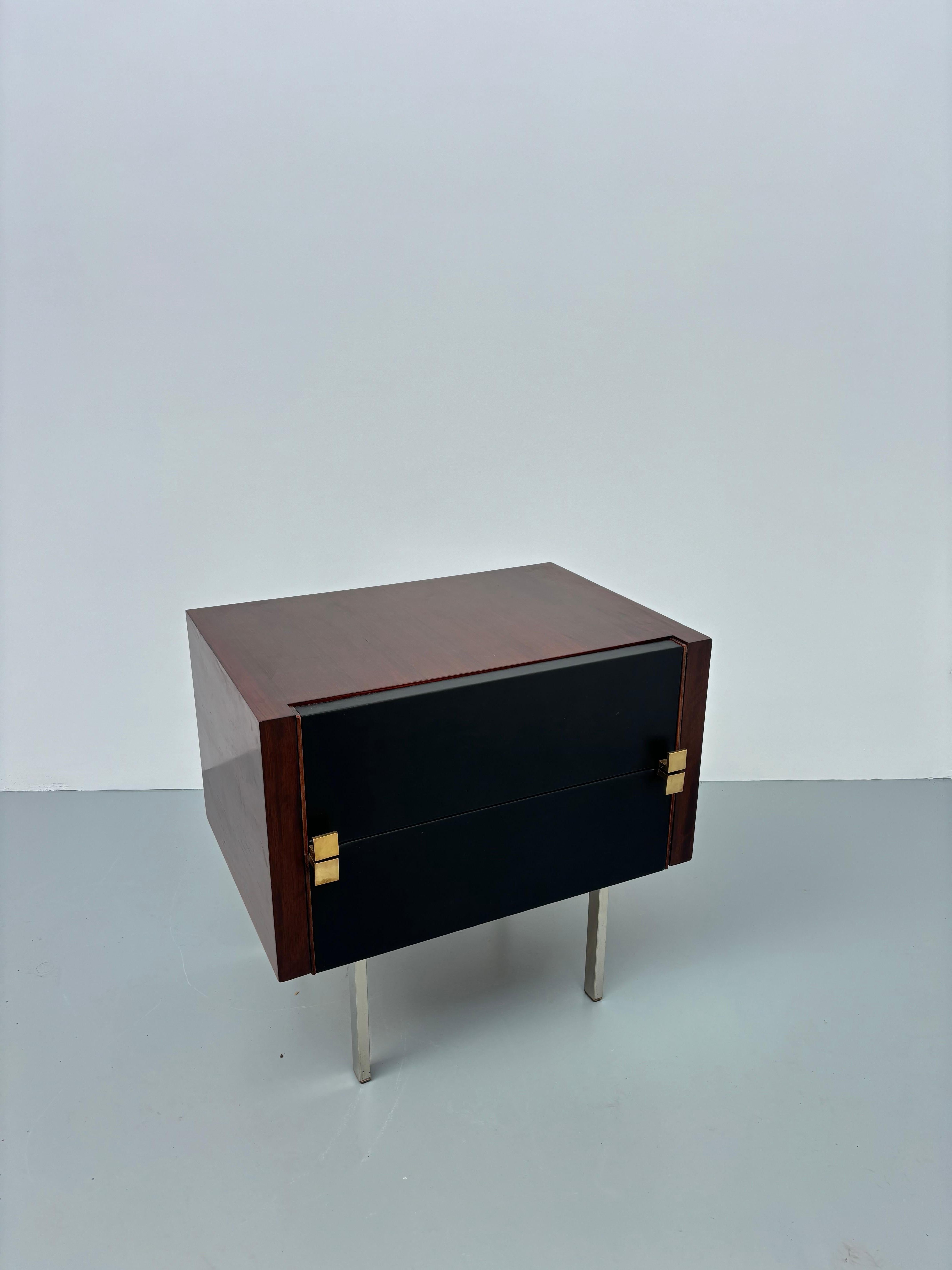 Roger Landault Kommode (Französisch) im Angebot