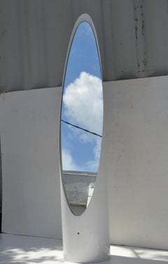 Roger Lecal Französischer Mid-Century-Modern-Stehspiegel aus Harz für Chabrieres & Co.