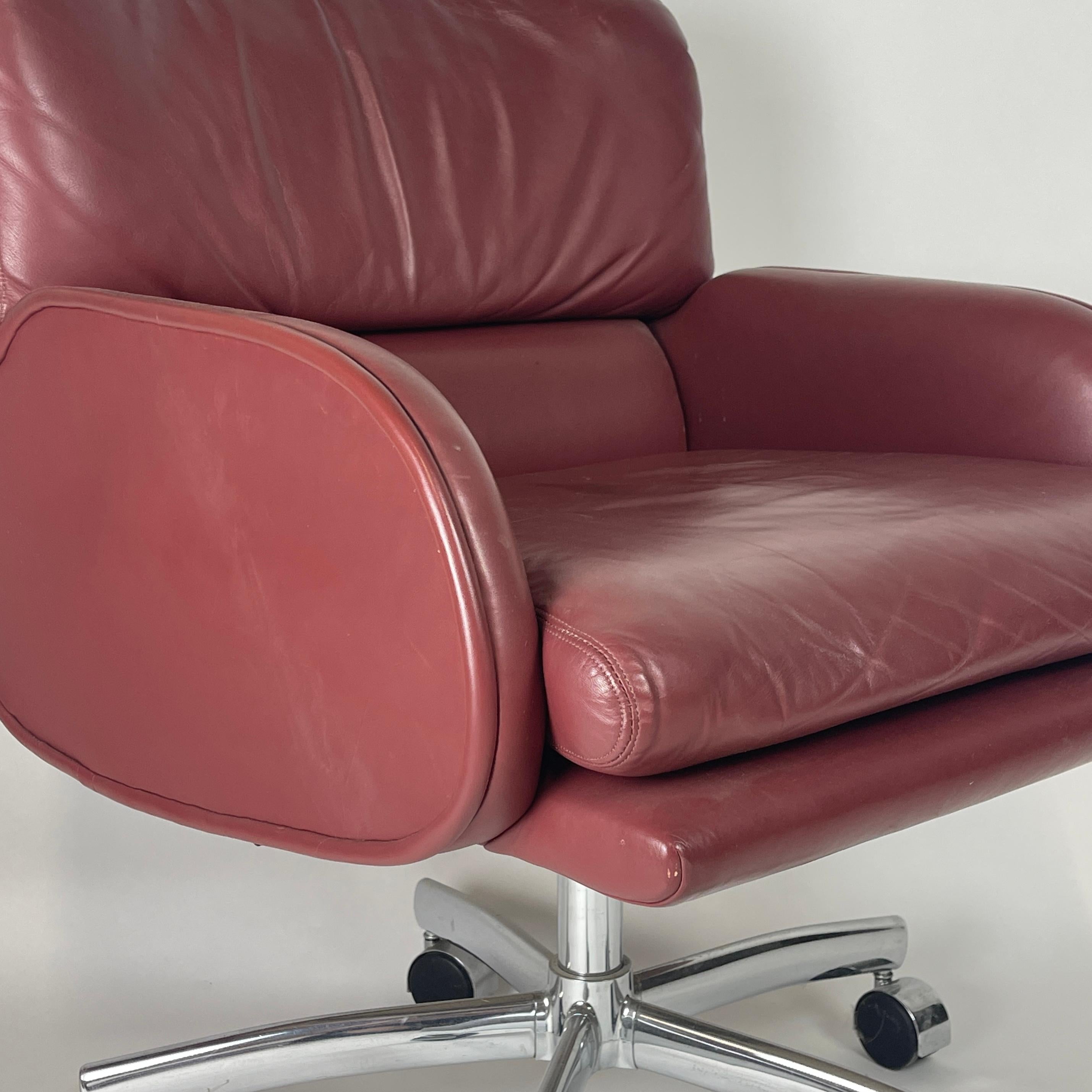 Roger Lee Sprunger für Dunbar Elegante Leder-Bürostühle, 10 verfügbar im Zustand „Gut“ im Angebot in Hudson, NY
