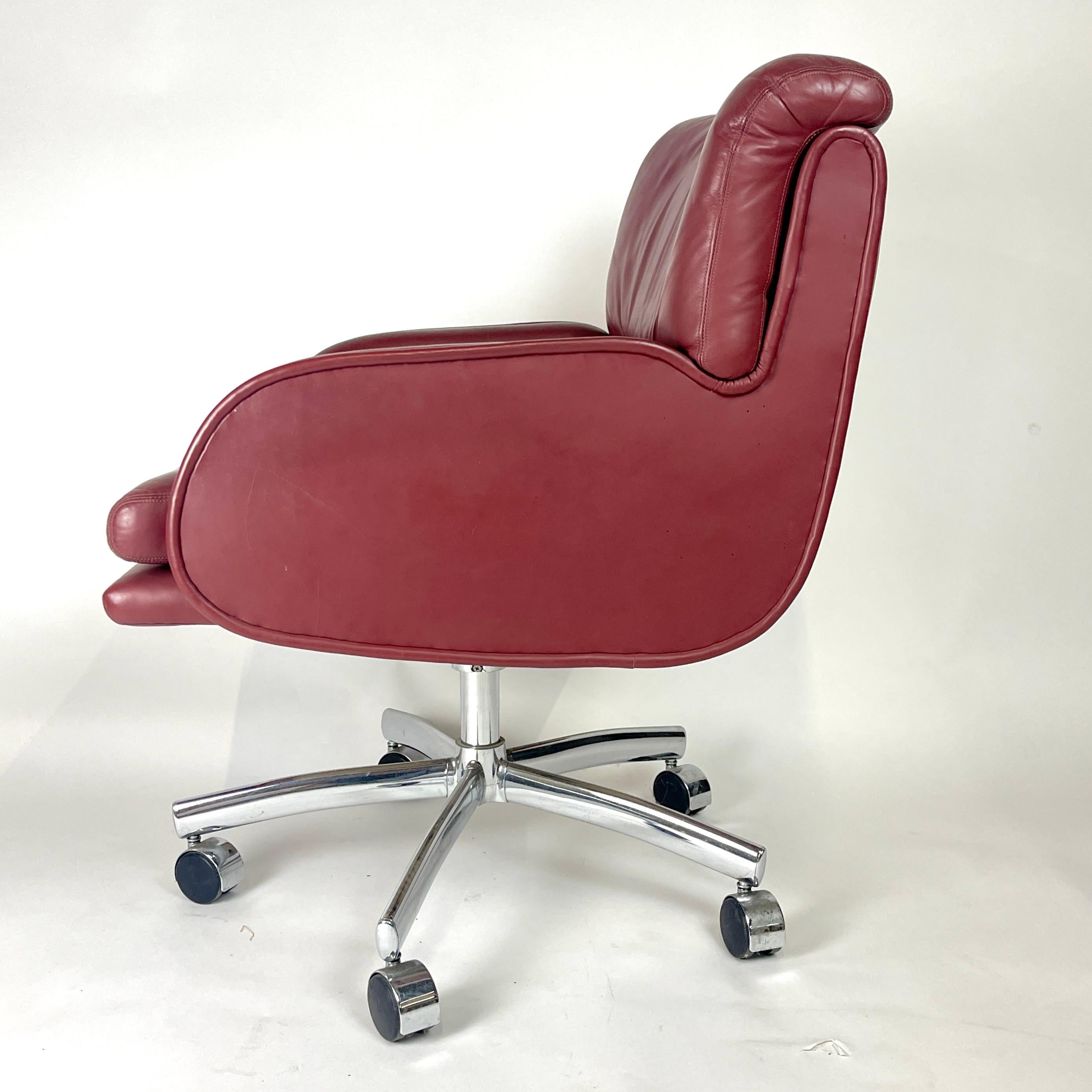 20th Century Roger Lee Sprunger for Dunbar Elegant Leather Office Chairs 10 Available For Sale