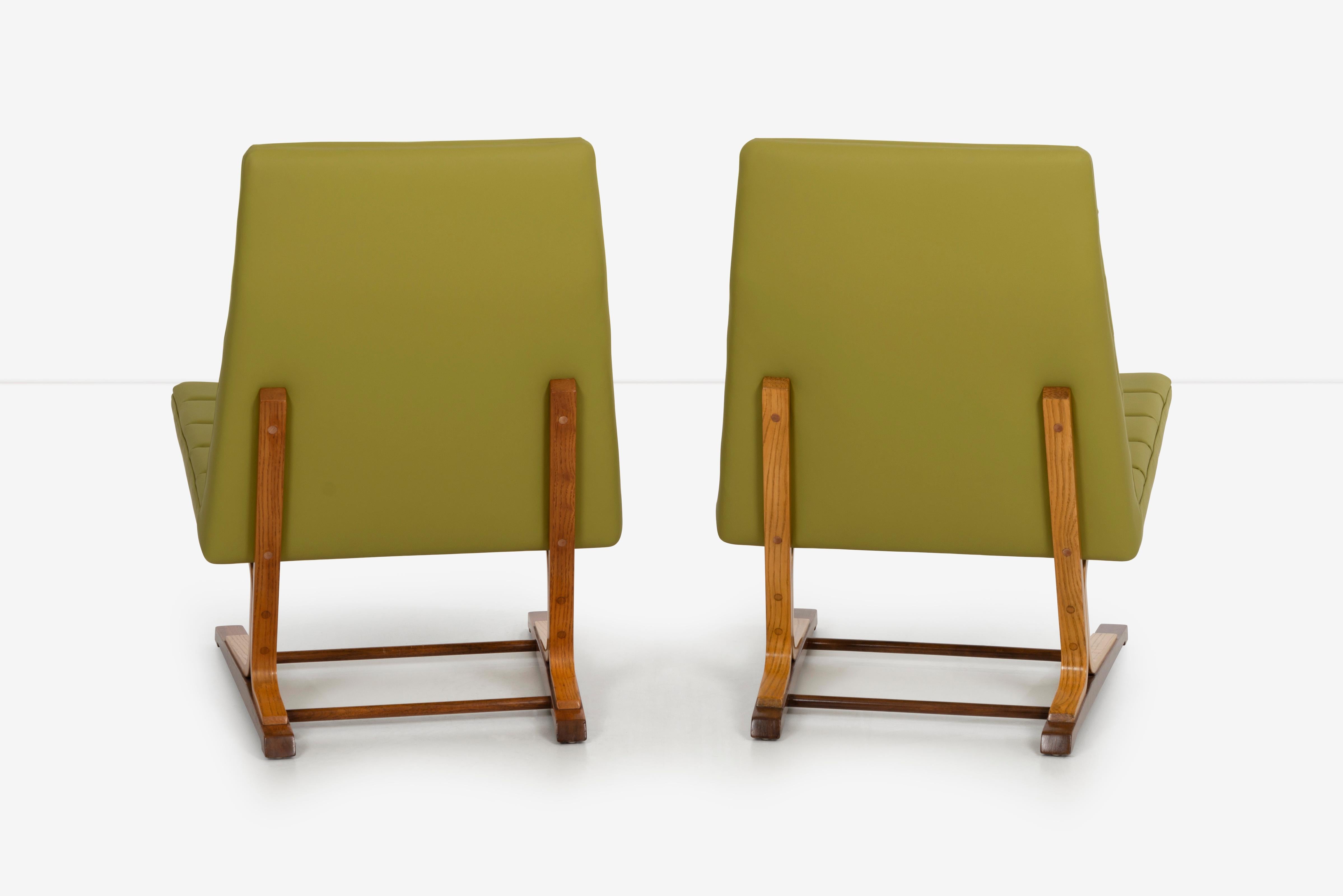 Mid-Century Modern Roger Lee Sprunger for Dunbar Pair of Cantilever Lounge Chairs For Sale