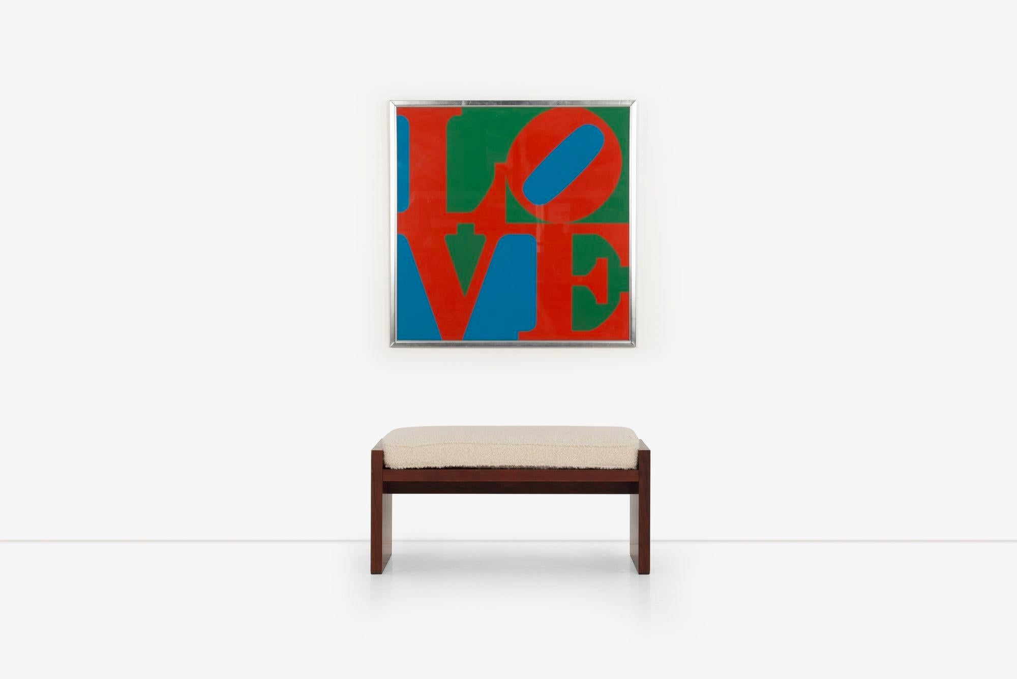 Roger Lee Sprunger para Dunbar Banco de palisandro 1965
Este elegante banco de tablones diseñado por Roger Sprunger para Dunbar presenta laterales verticales alargados que permiten colocar cojines, añadiendo estilo y funcionalidad a tu espacio.