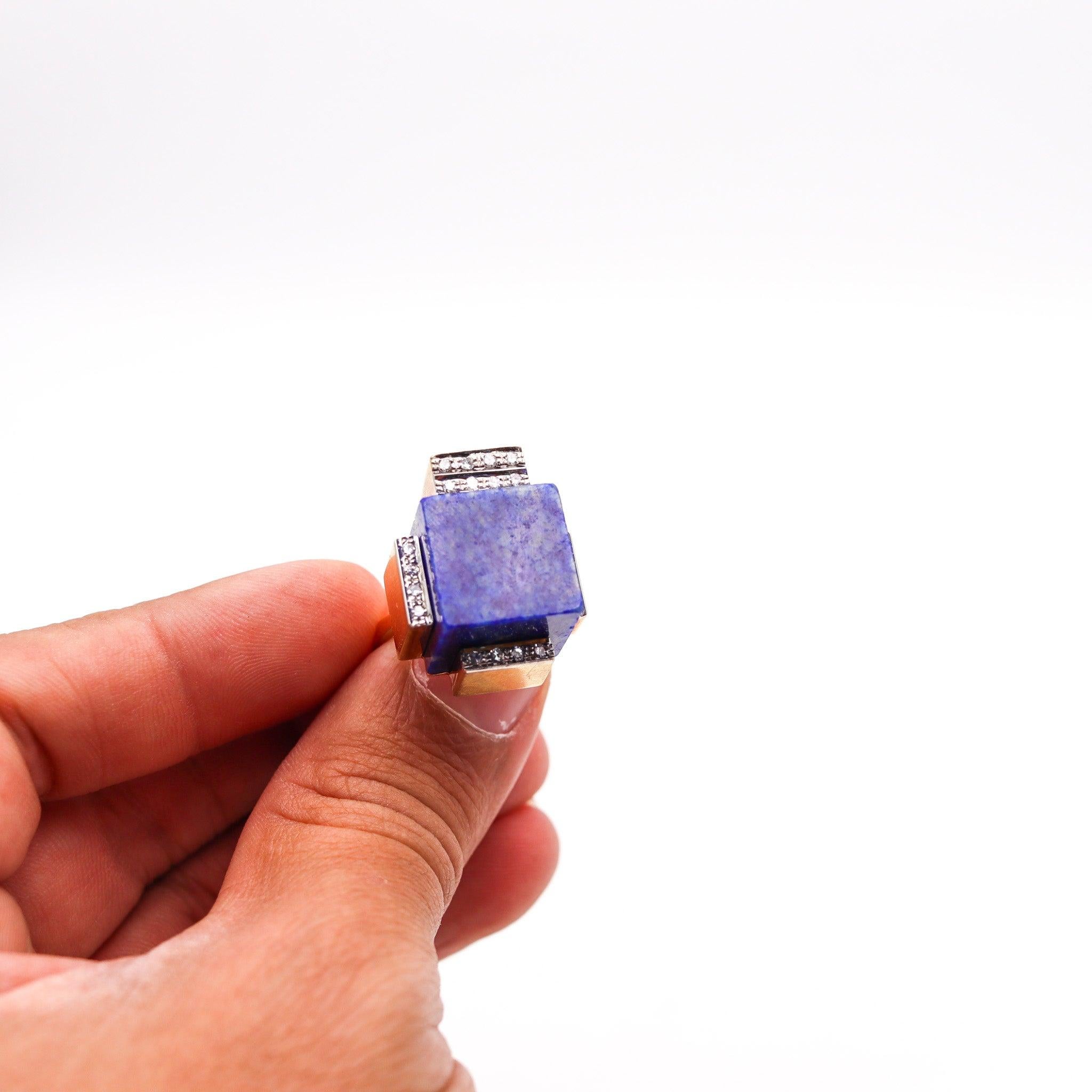 ROGER LUCAS 1970 Cubism Geometric Ring In 18Kt Yellow Gold With Lapis & Diamonds For Sale 5