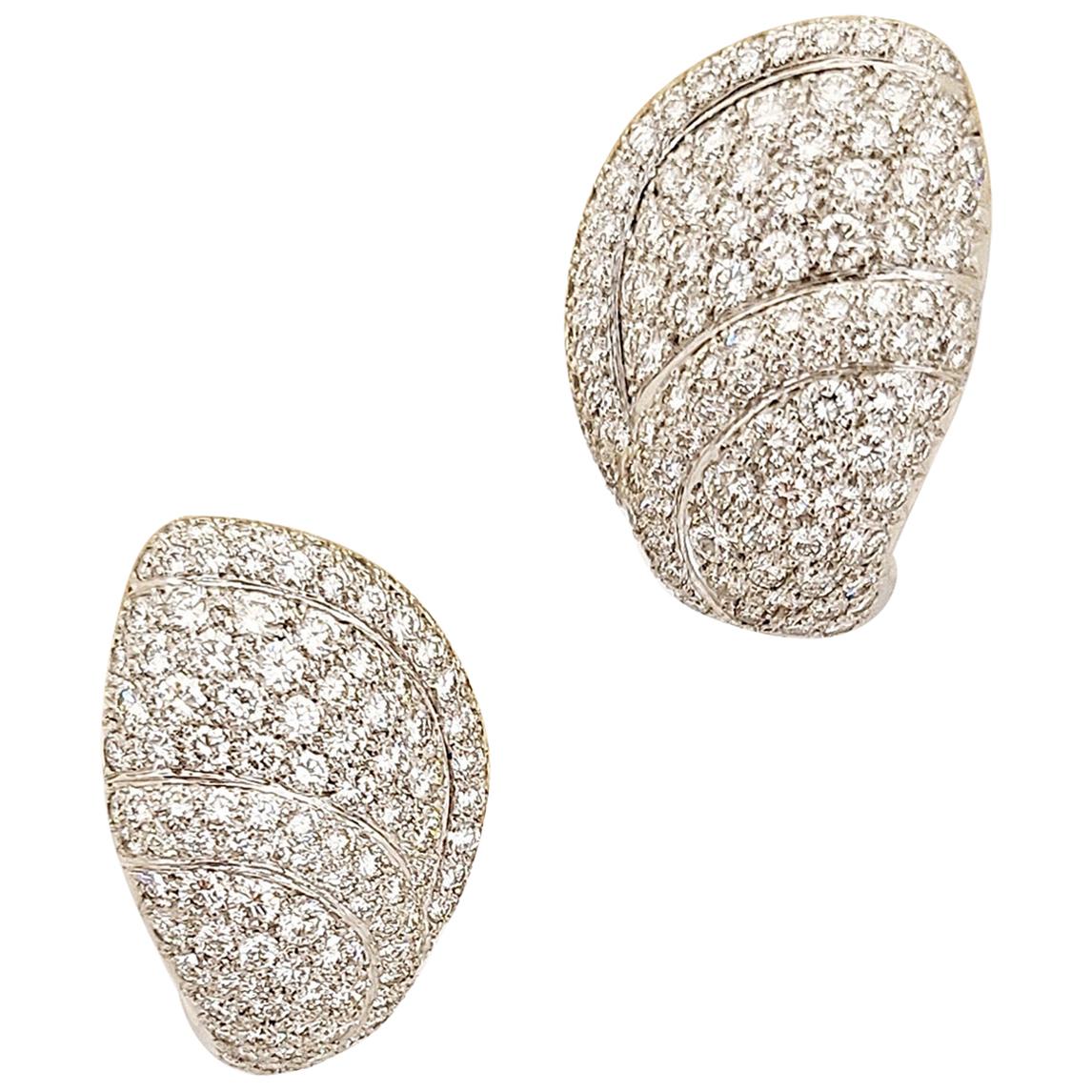 Roger Mathon pour Cellini NYC Boucles d'oreilles en or blanc 18 carats et diamants de 5,39 carats