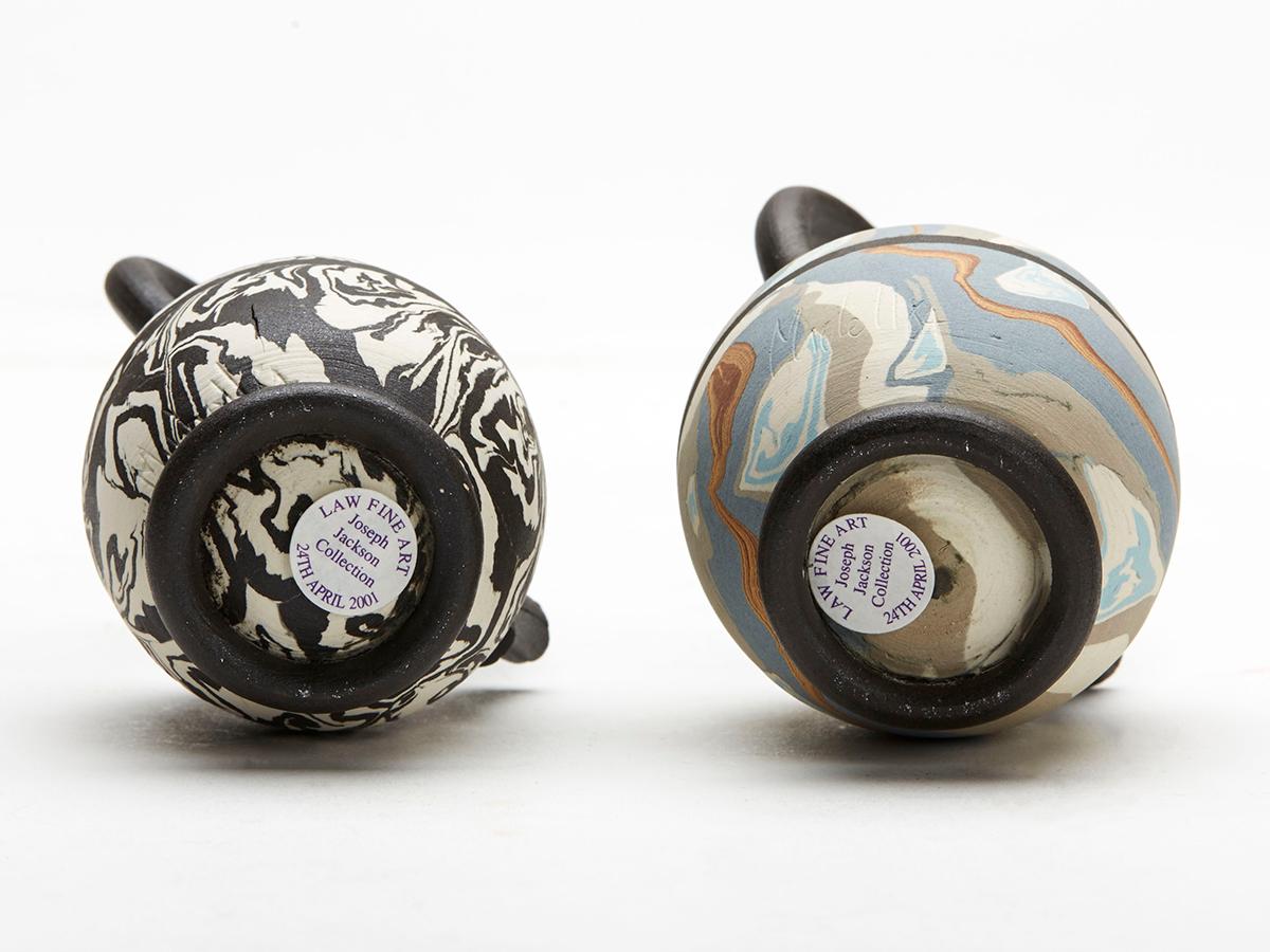Deux théières miniatures en argile marbrée de Roger Michell de Studio Pottery en vente 2